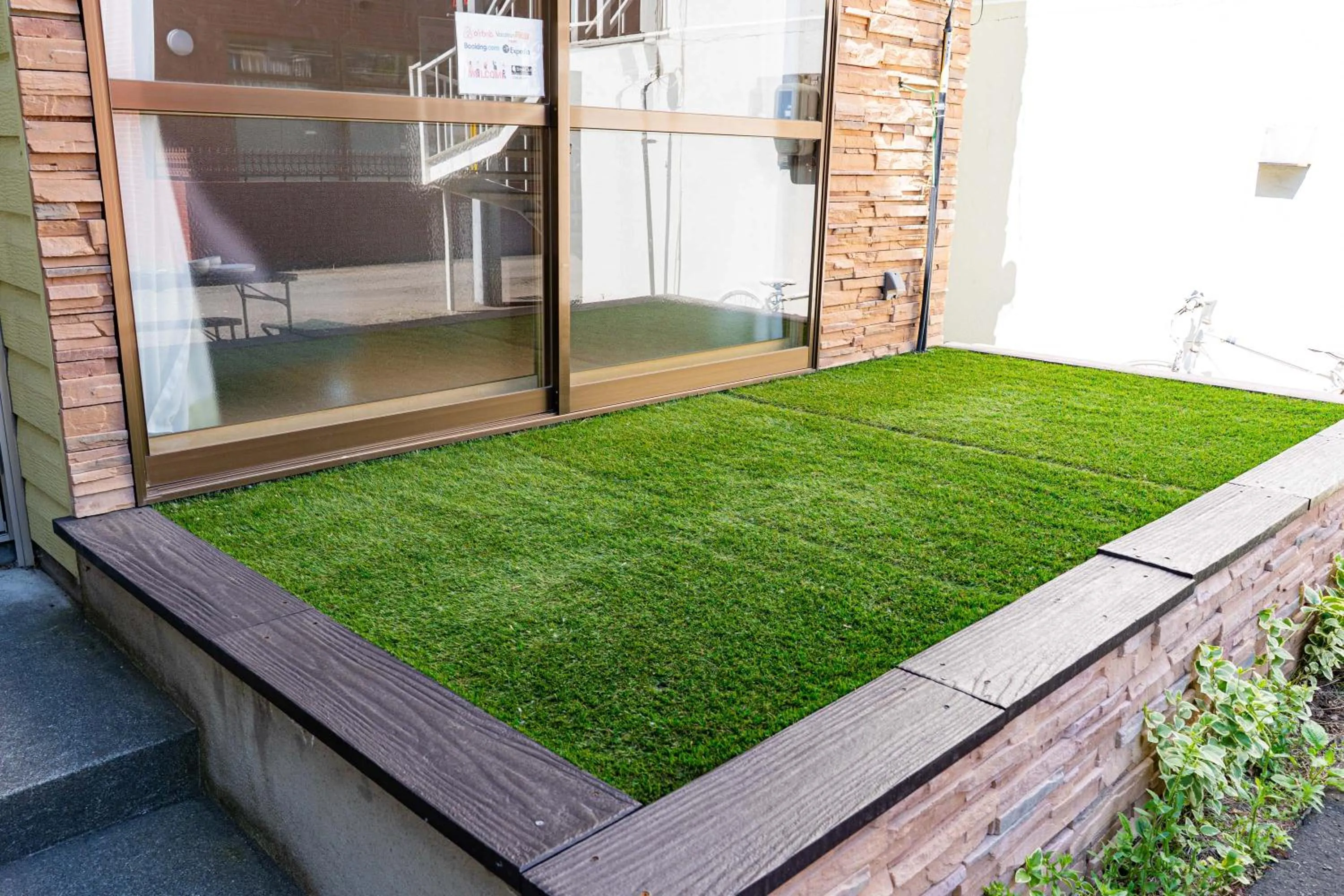 Balcony/Terrace in Extreme