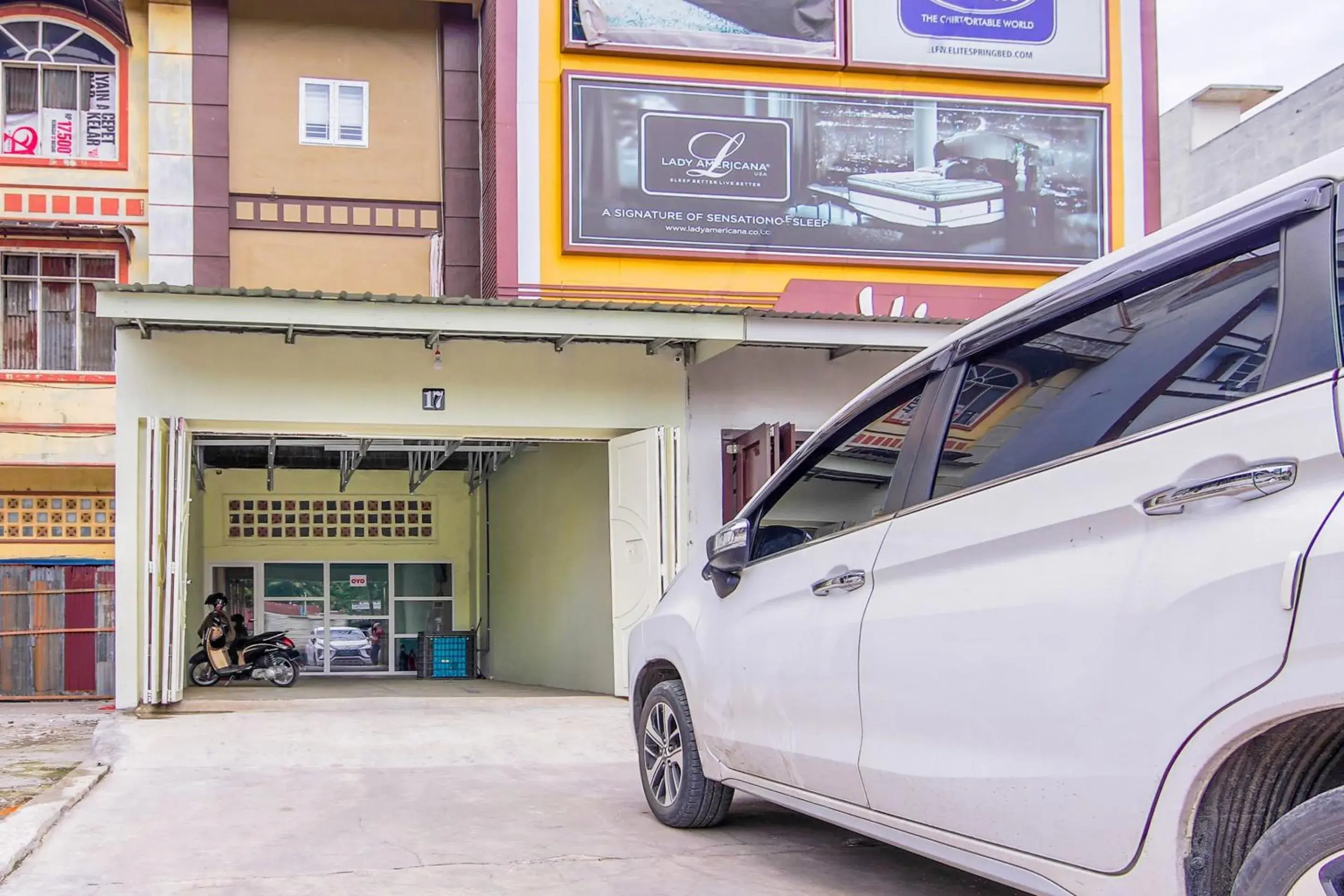 Facade/entrance in Hotel O Nami House Facade/entrance in Hotel O Nami House