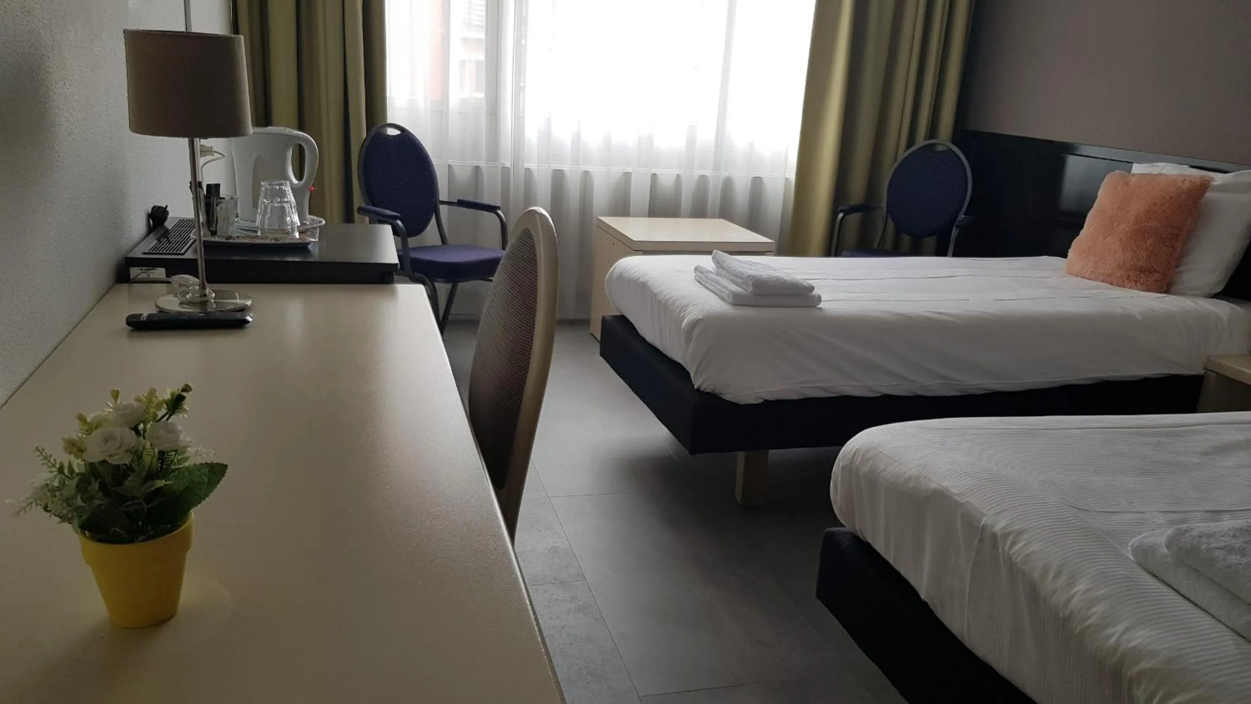 Photo of the whole room, Bed in City Hotel Winschoten