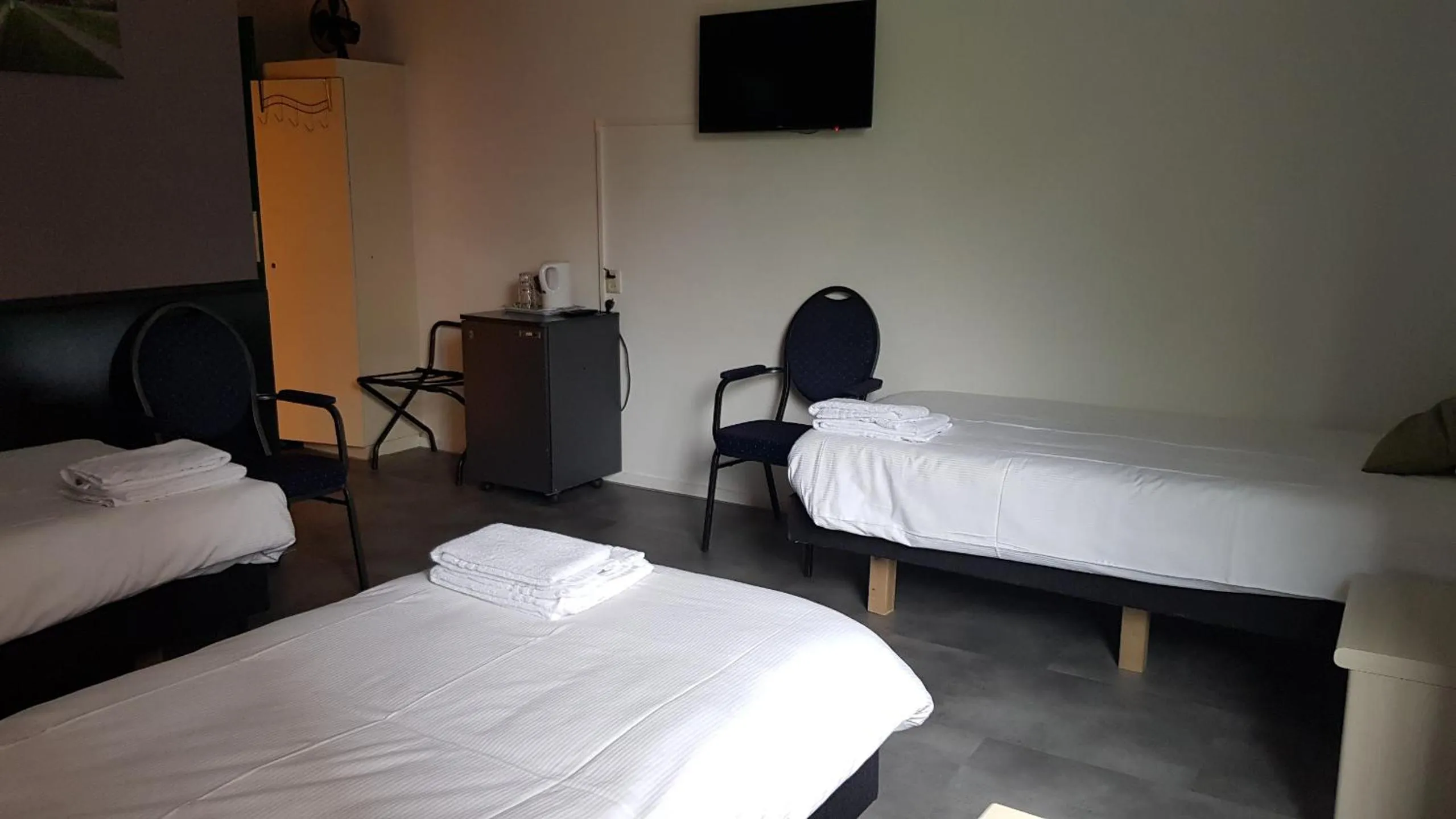 Photo of the whole room, Bed in City Hotel Winschoten