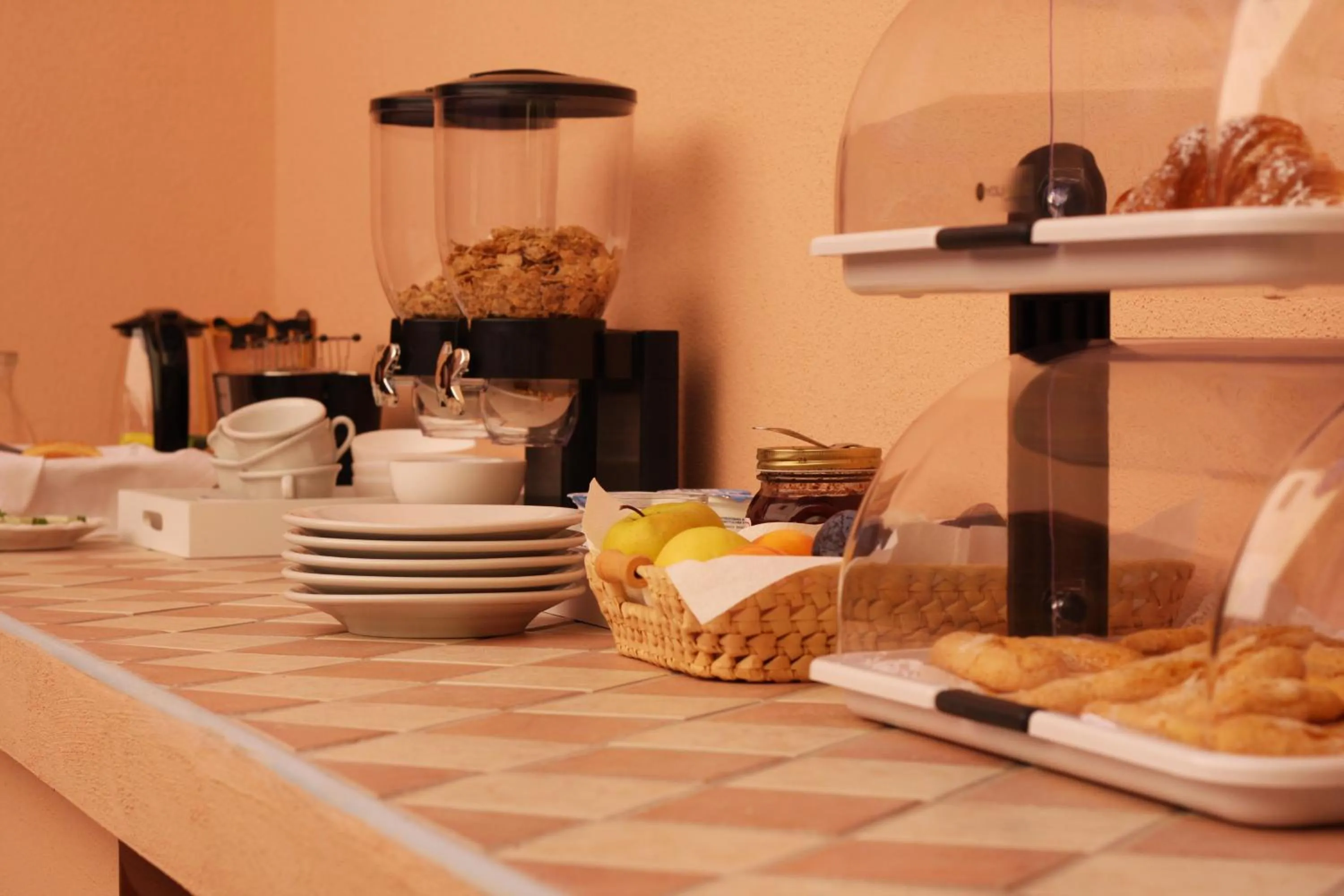 Breakfast in L'Alloggio-Not just rooms