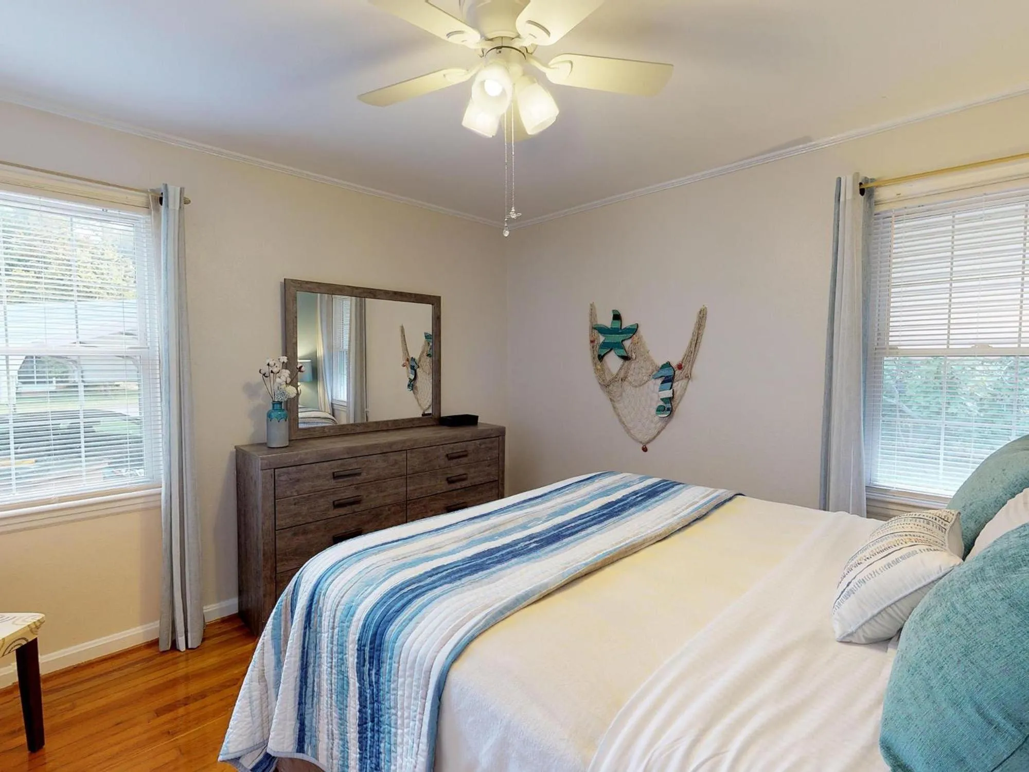 Bed in Thunderbolt Cottage