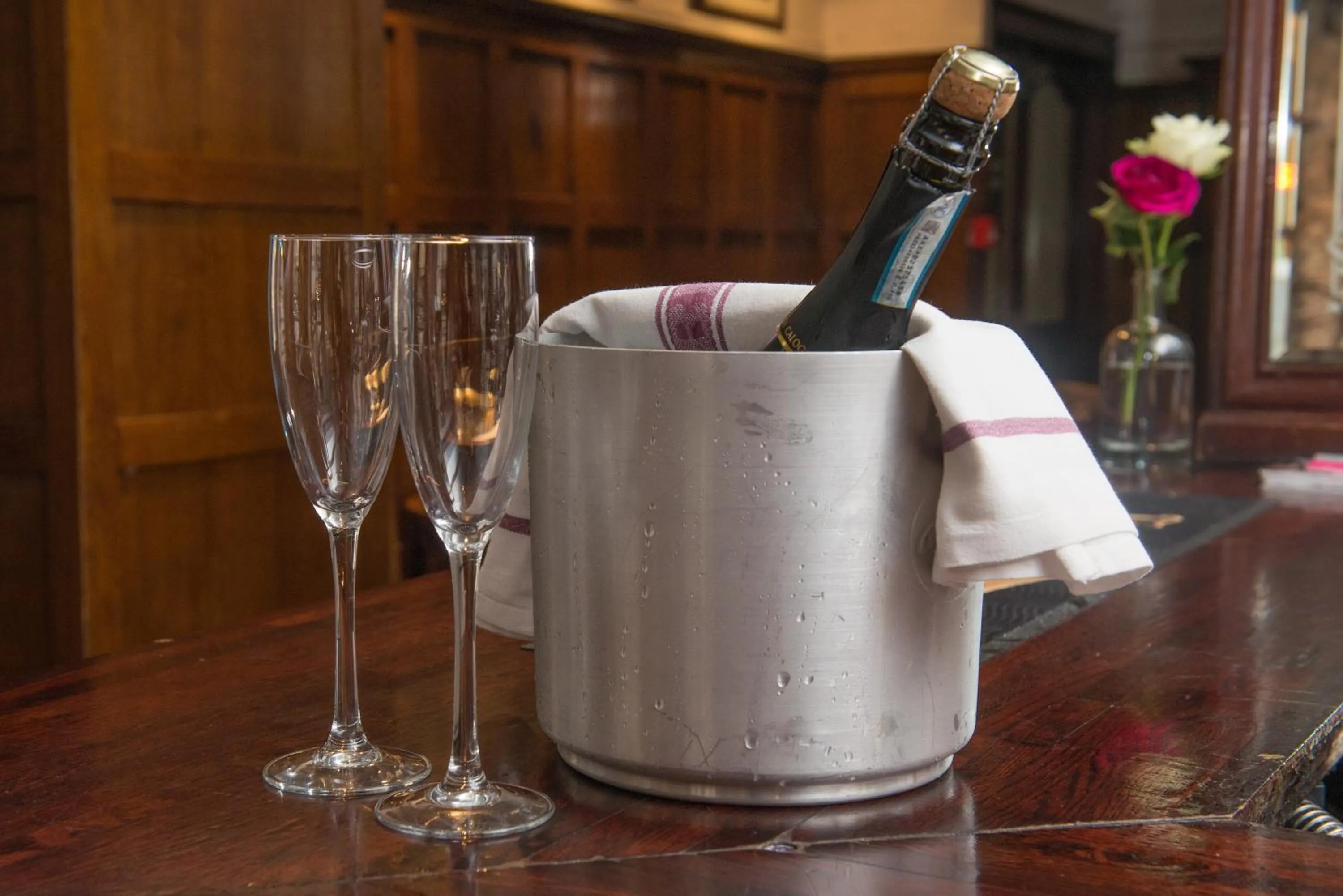 Food and drinks in Babbity Bowsters