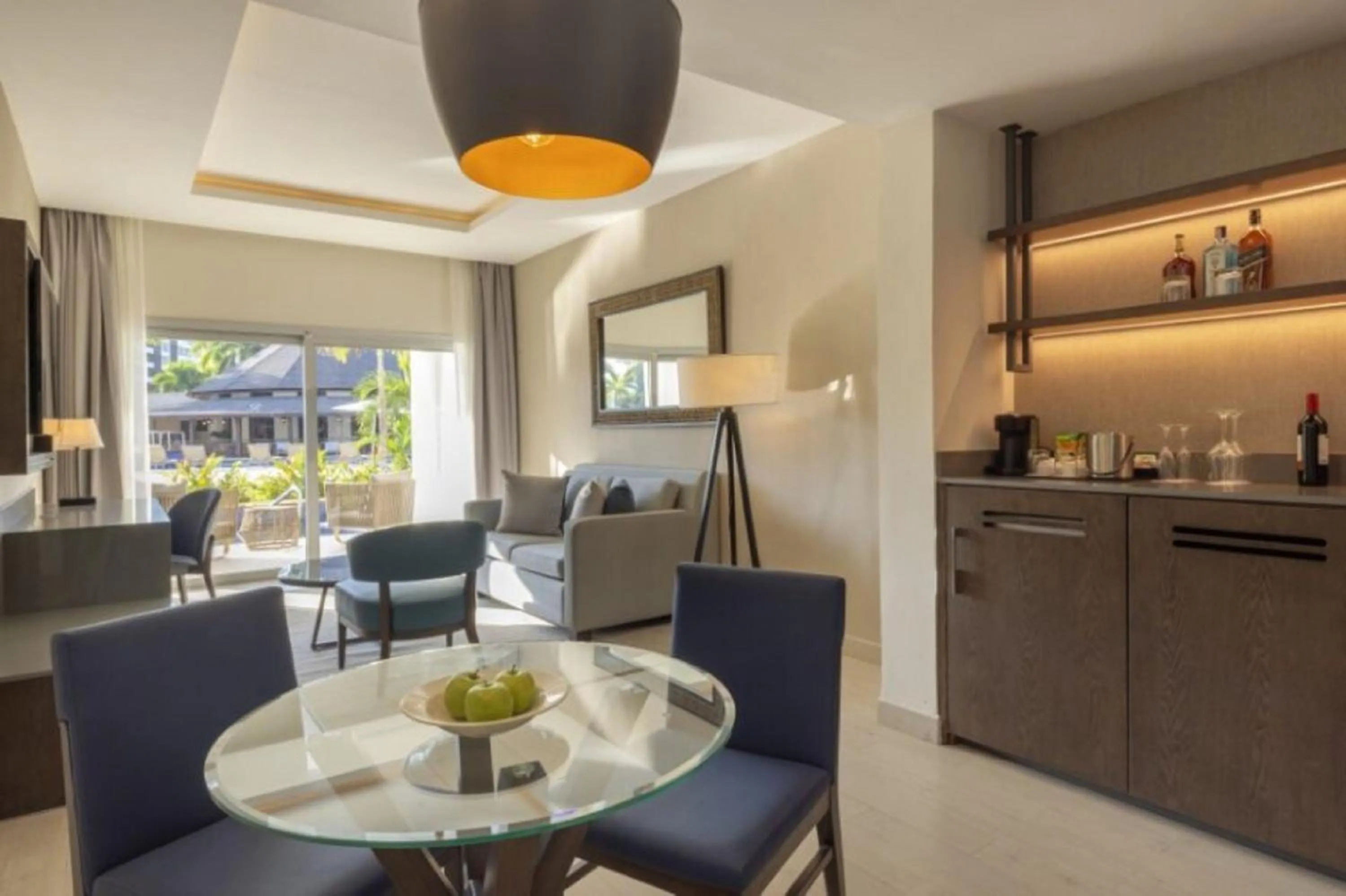 Living room in Royalton Hideaway Blue Waters, An Autograph Collection All-Inclusive Resort - Adults Only