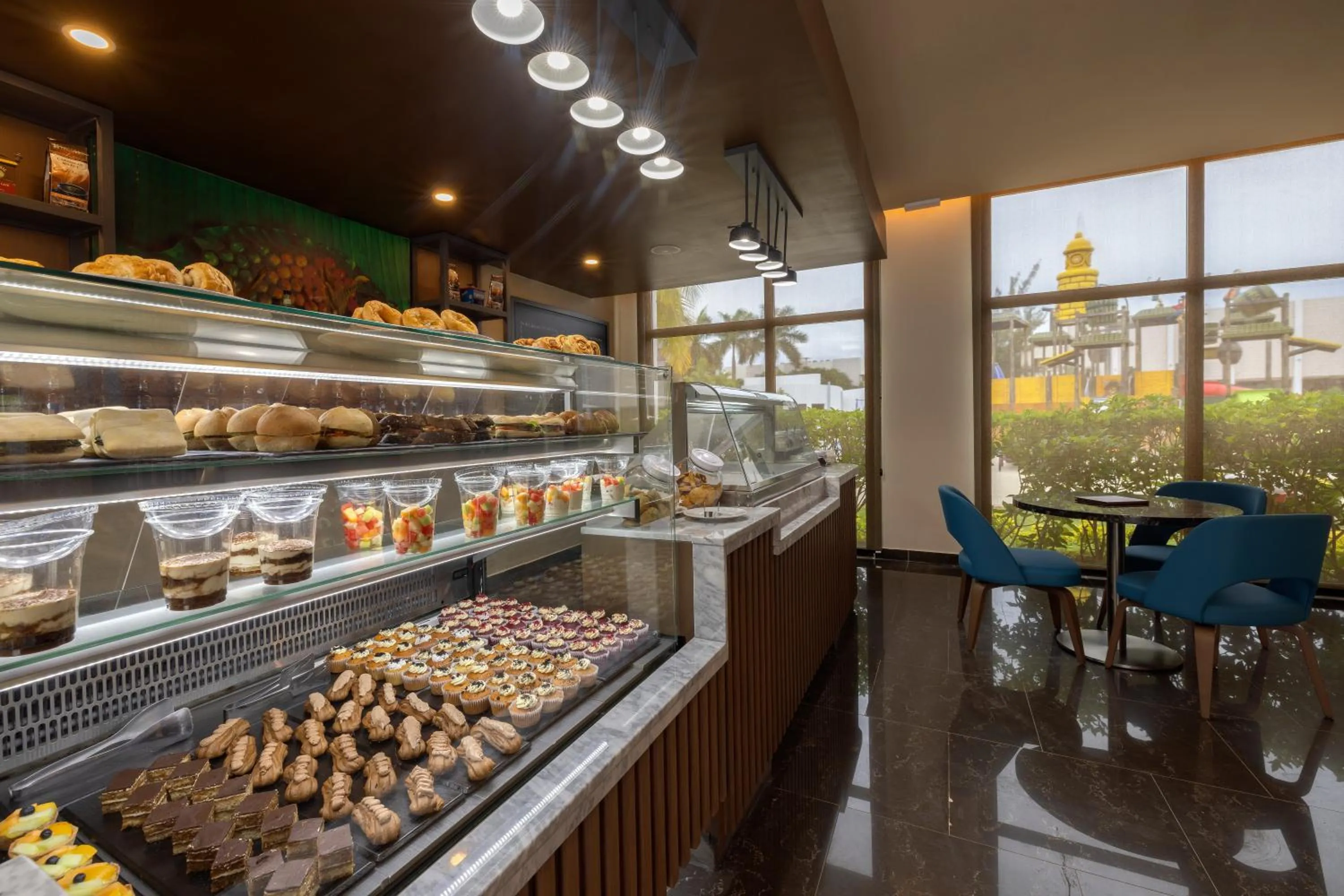 Coffee/tea facilities in Royalton Hideaway Blue Waters, An Autograph Collection All-Inclusive Resort - Adults Only