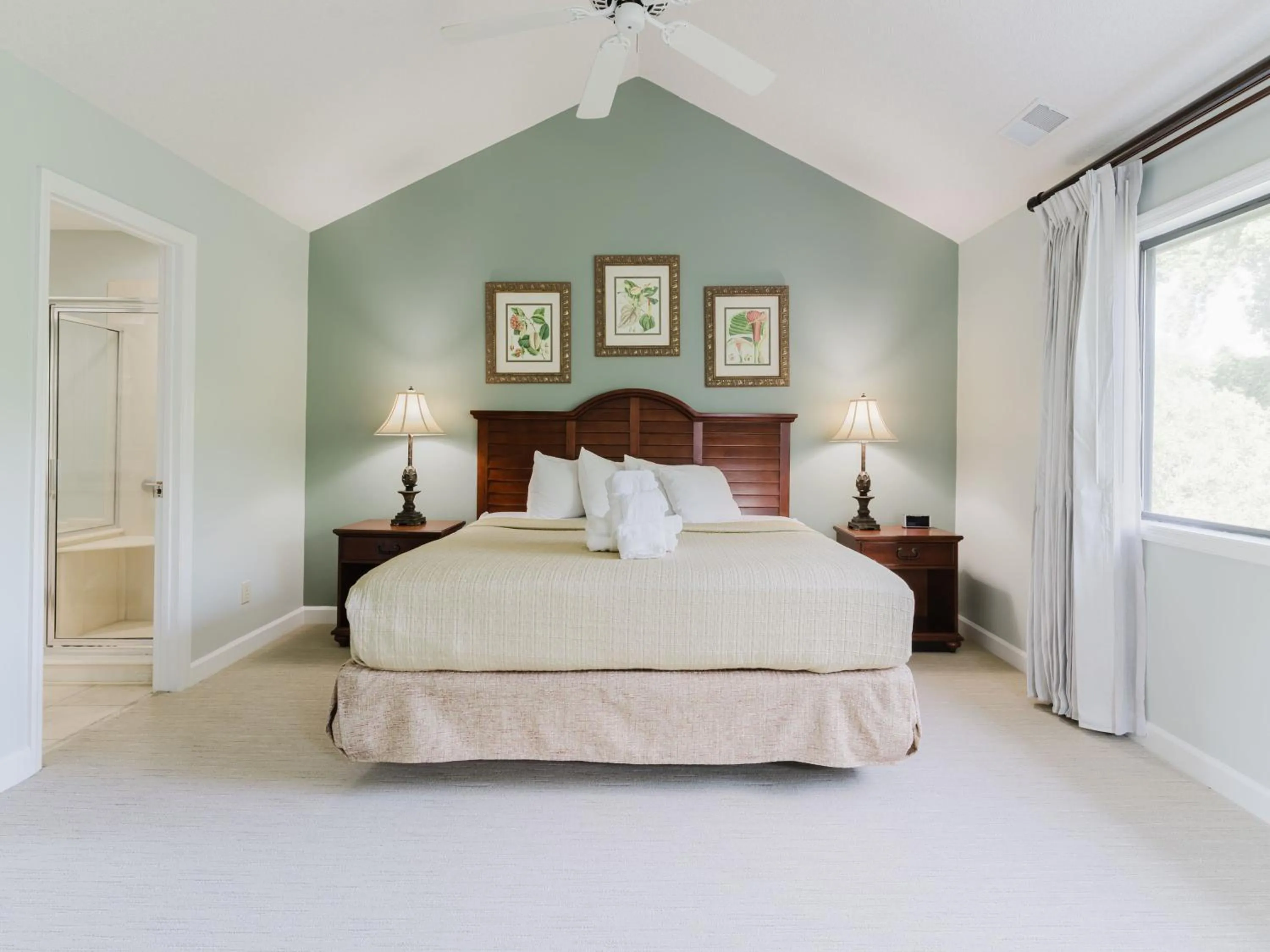 Bed in Southwind II at Shipyard