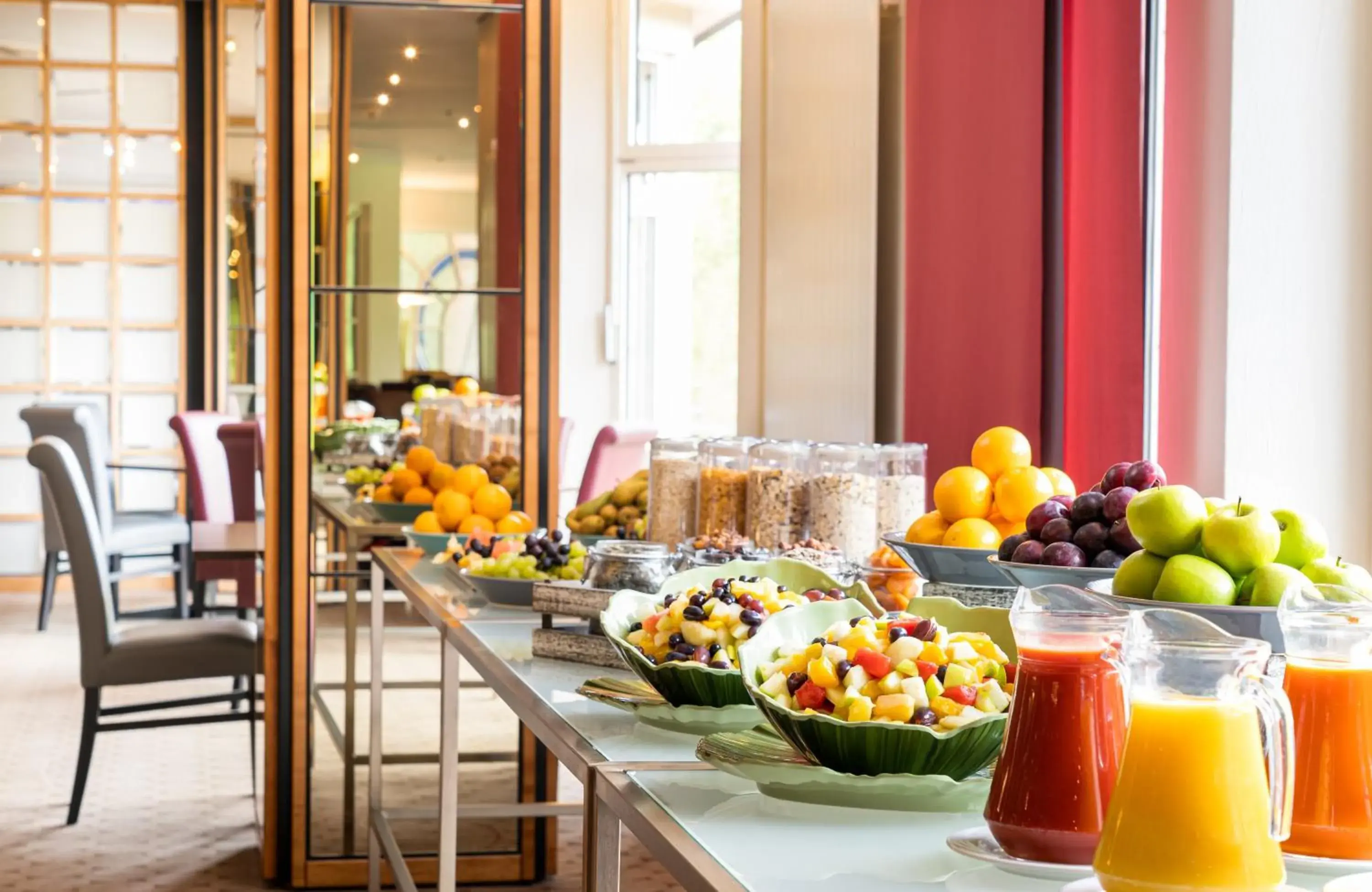 Buffet breakfast in Leonardo Hotel Weimar Buffet breakfast in Leonardo Hotel Weimar