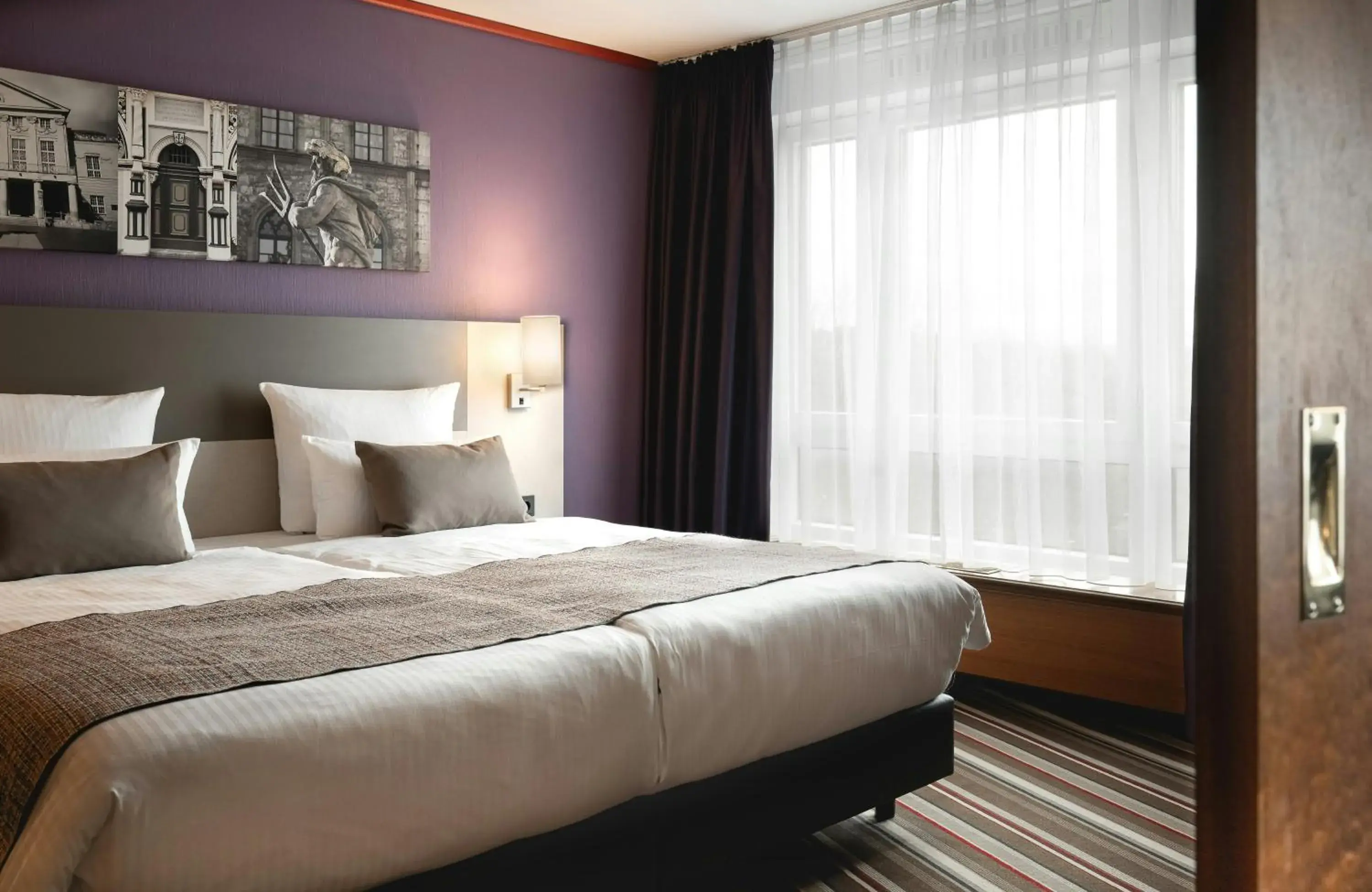 Photo of the whole room, Bed in Leonardo Hotel Weimar Photo of the whole room, Bed in Leonardo Hotel Weimar