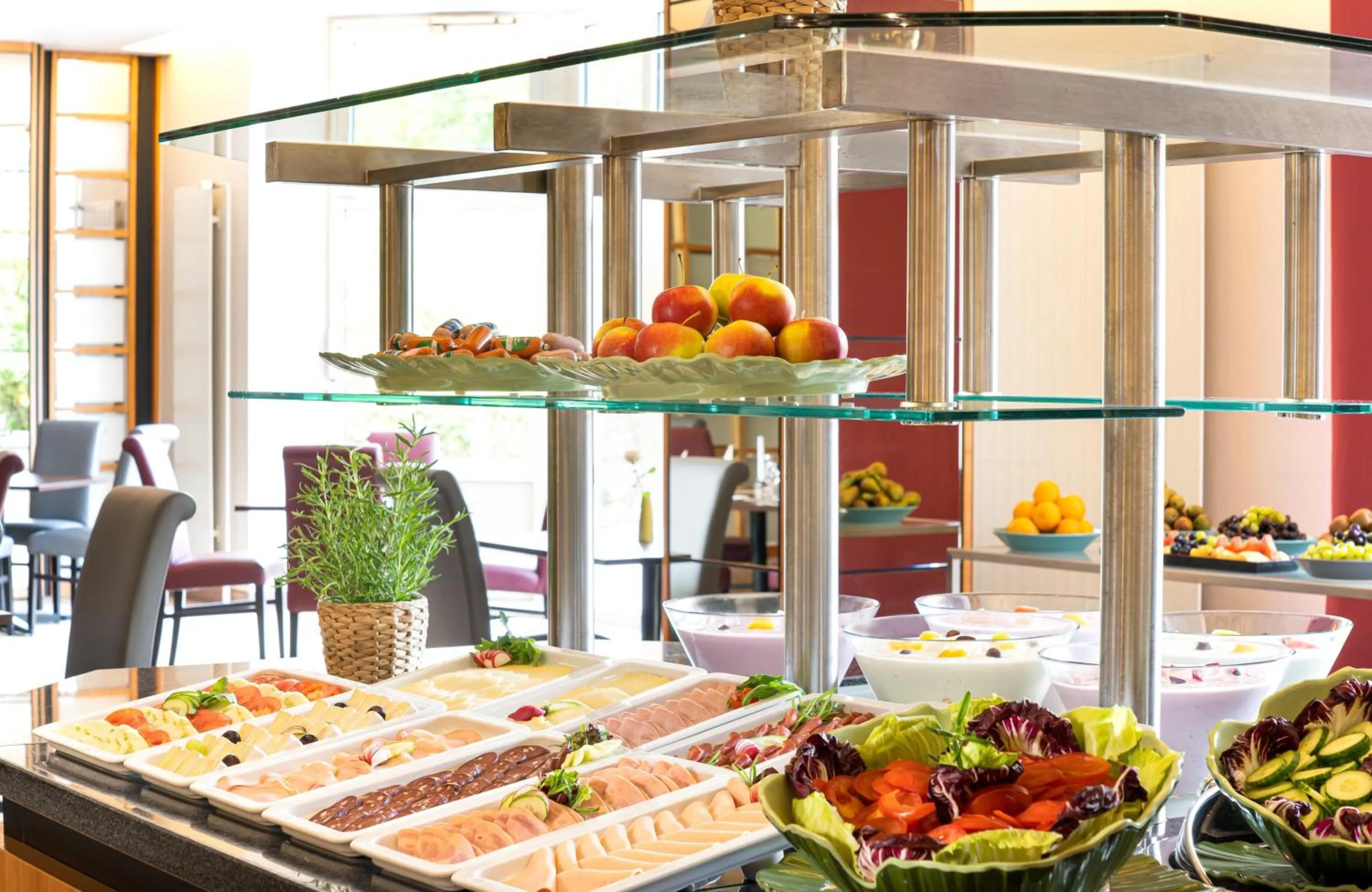 Buffet breakfast in Leonardo Hotel Weimar