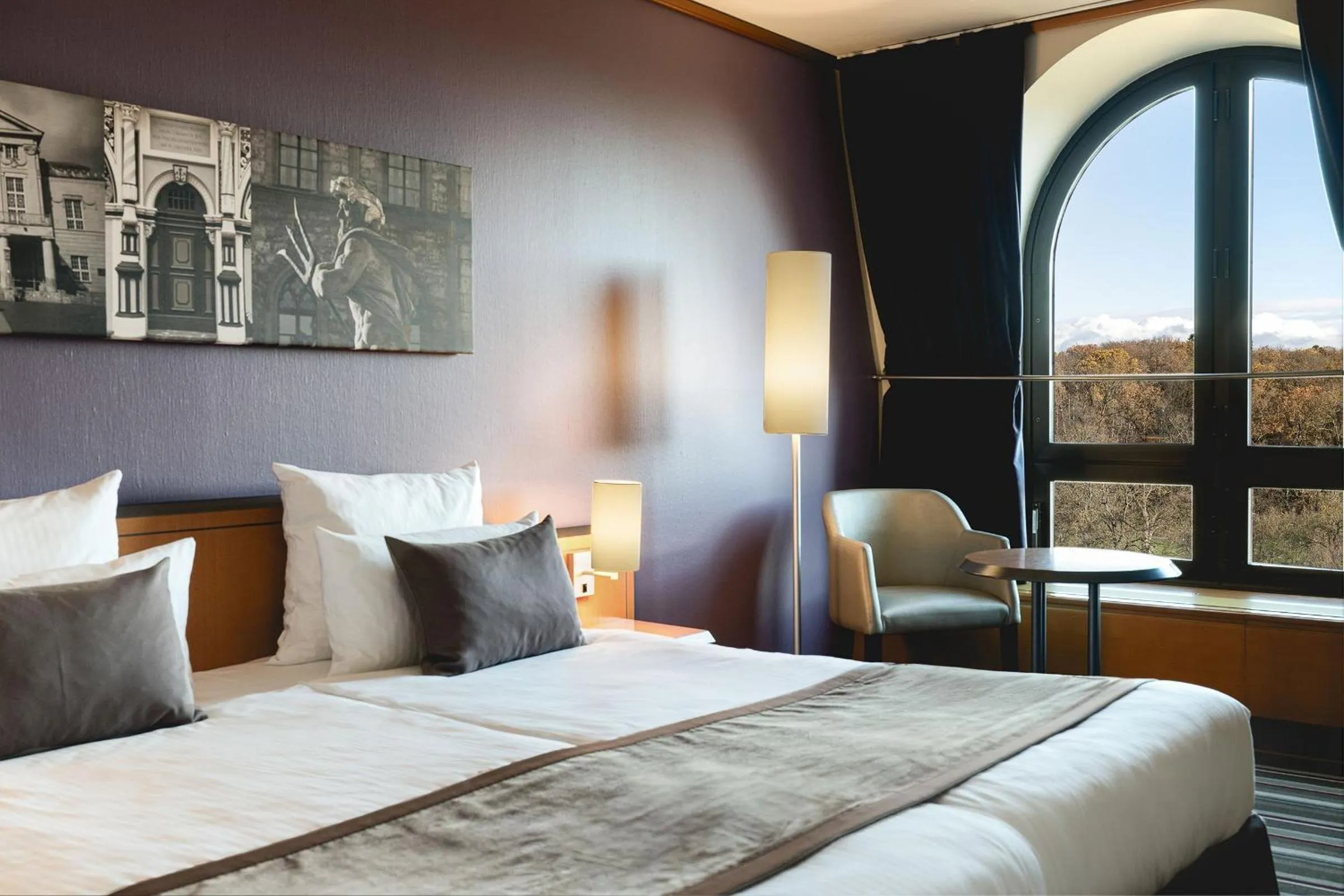 Photo of the whole room, Bed in Leonardo Hotel Weimar