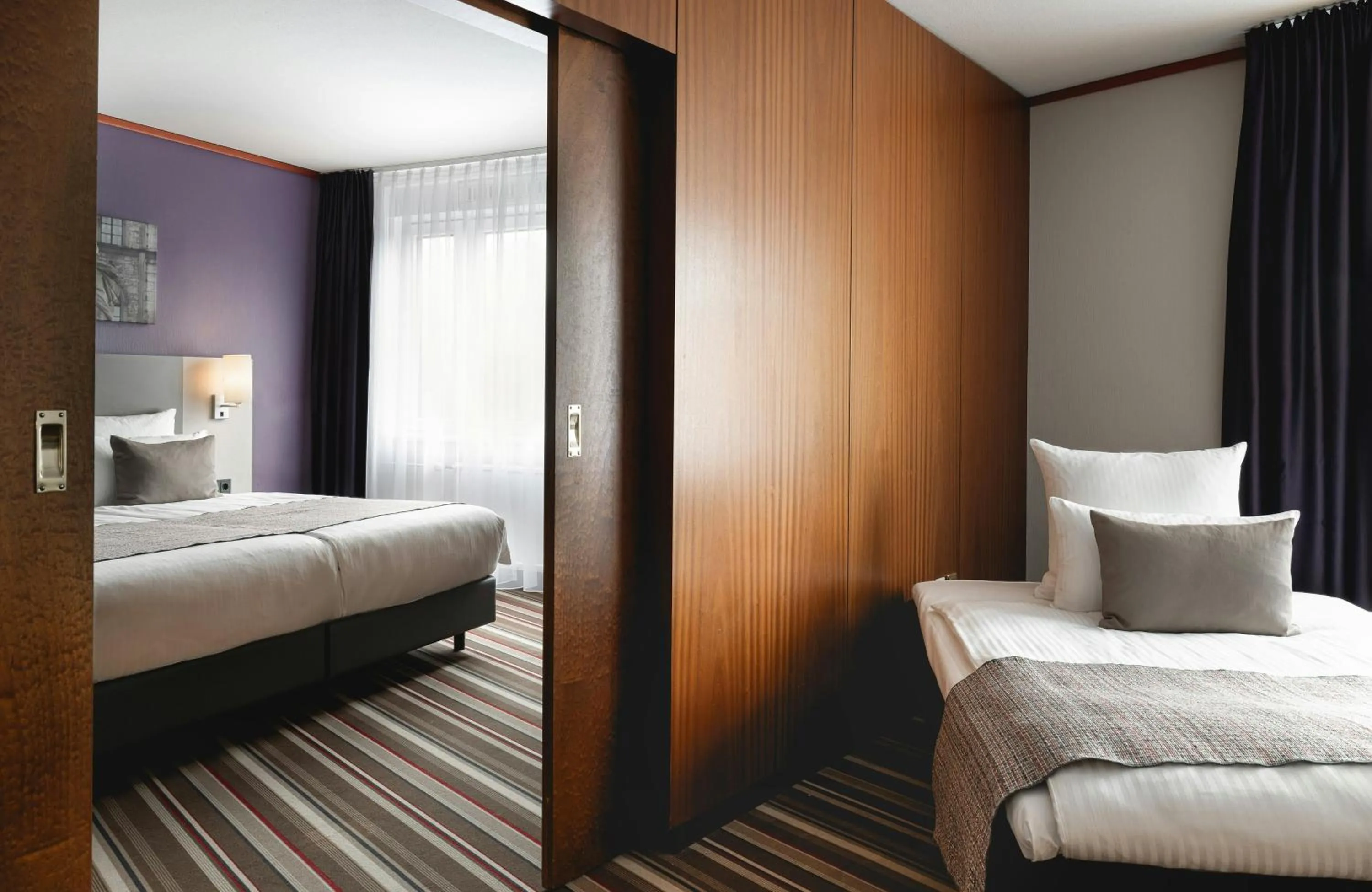 Photo of the whole room, Bed in Leonardo Hotel Weimar