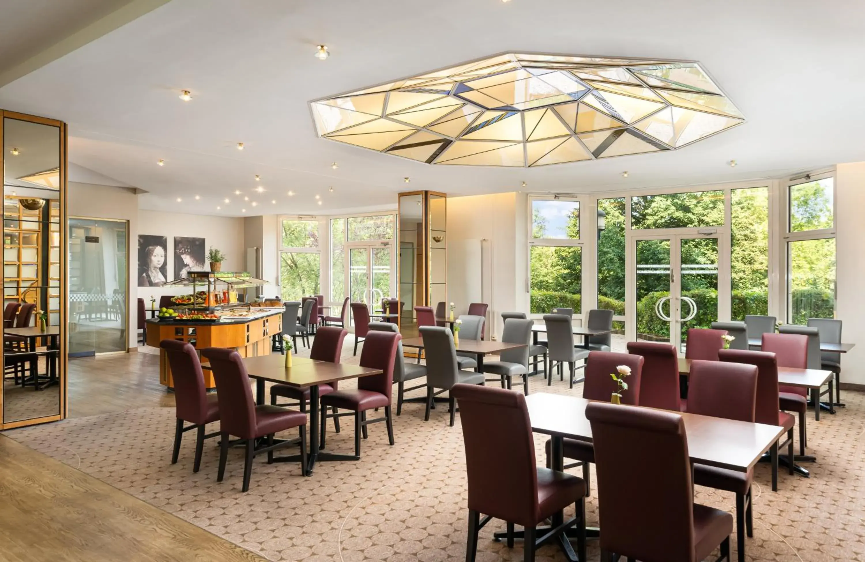 Restaurant/places to eat in Leonardo Hotel Weimar Restaurant/places to eat in Leonardo Hotel Weimar