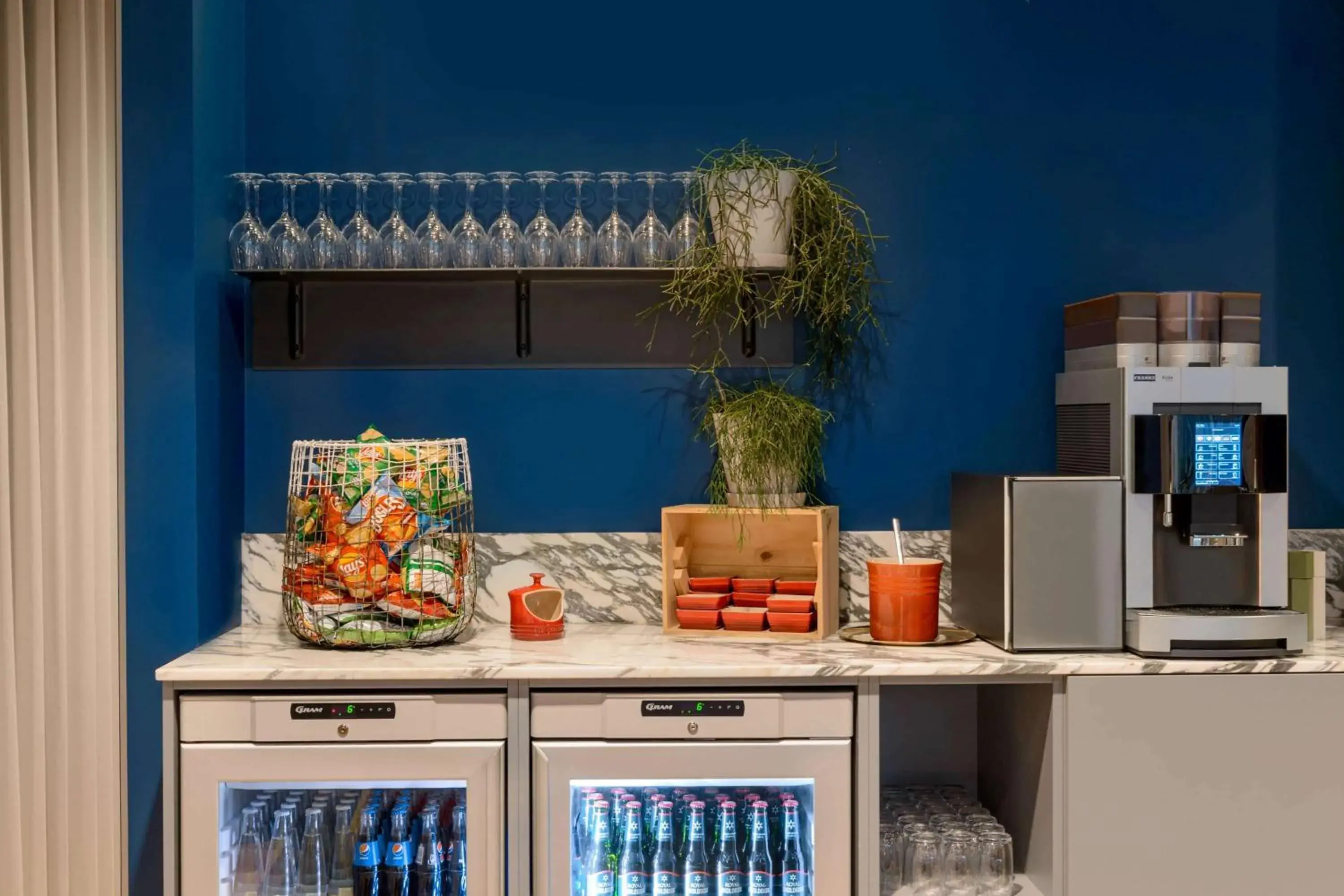Lounge or bar in Comwell Aarhus Dolce by Wyndham Lounge or bar in Comwell Aarhus Dolce by Wyndham