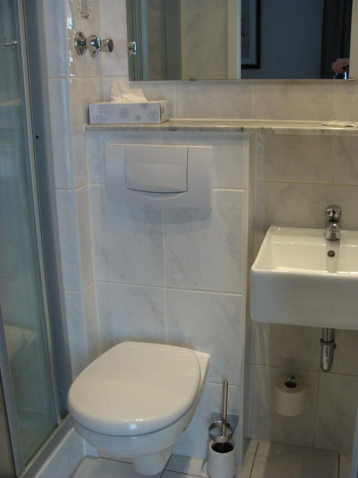 Toilet in Hotel Löhr