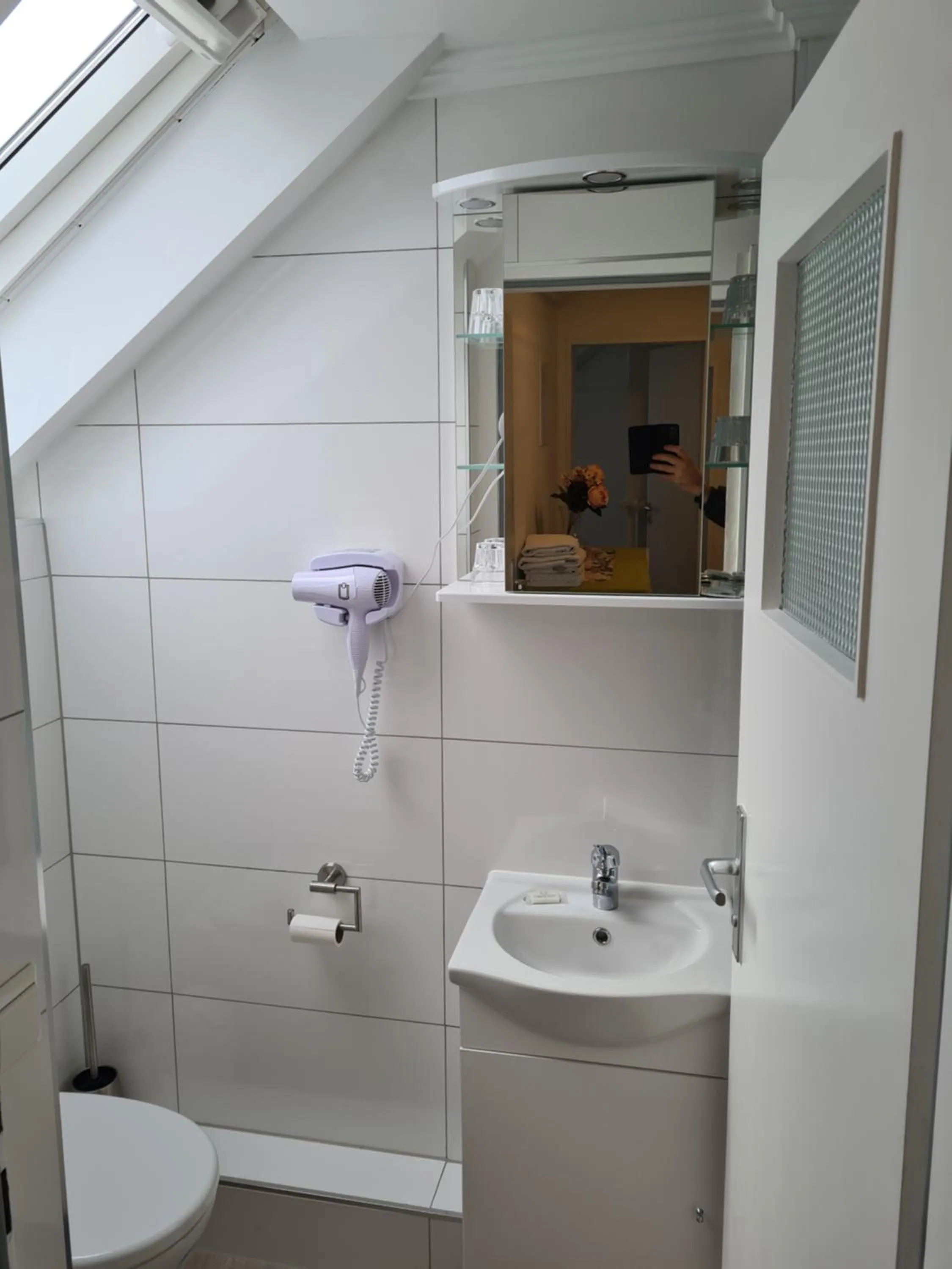 Toilet in Hotel Löhr