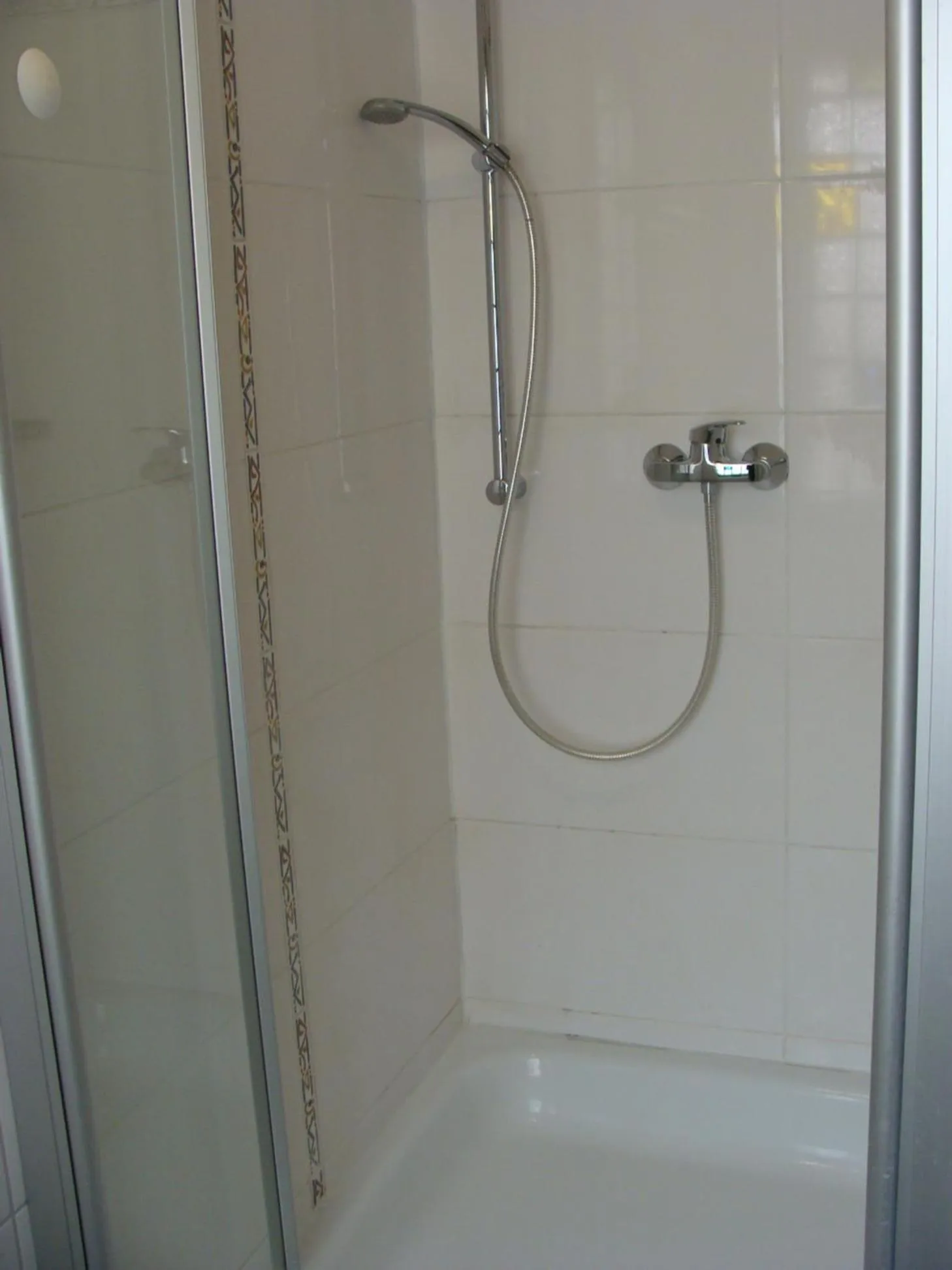 Shower in Hotel Löhr