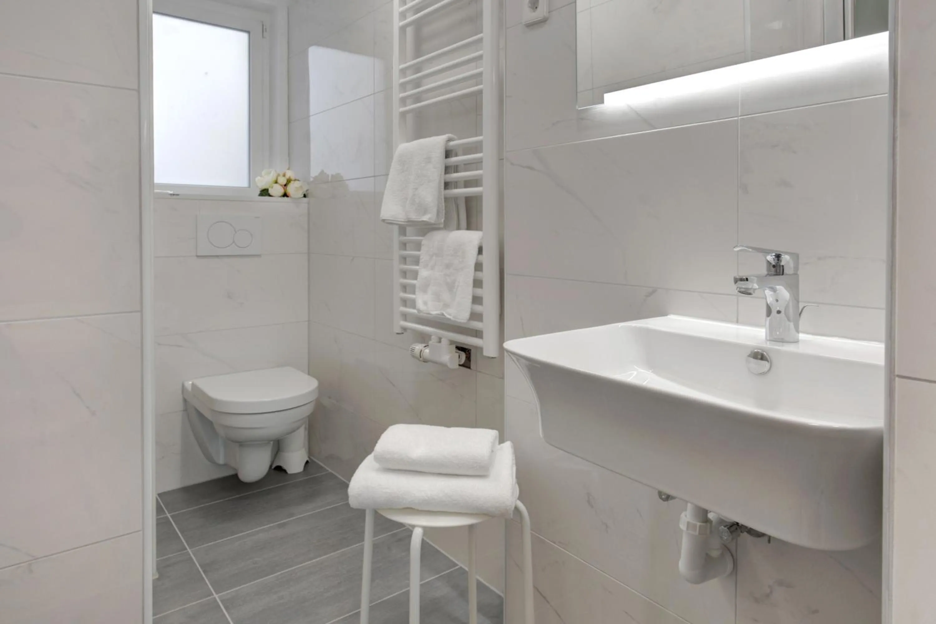 Toilet in Hotel Löhr