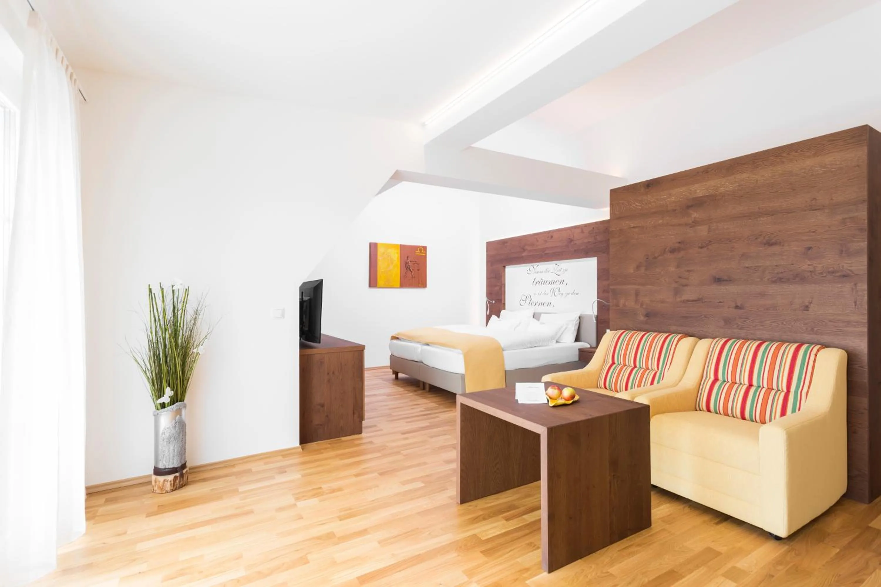 Photo of the whole room, Bed in Joglland Hotel Prettenhofer