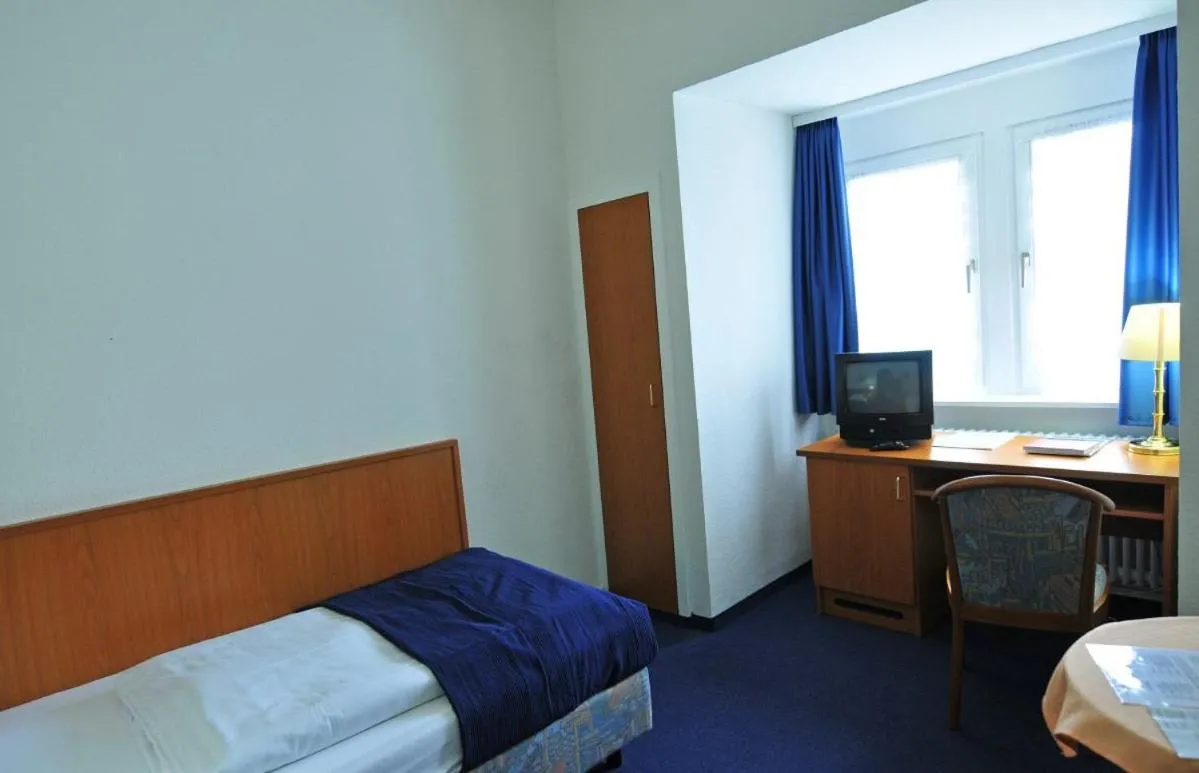 Photo of the whole room, Bed in Hotel Haus Reichert
