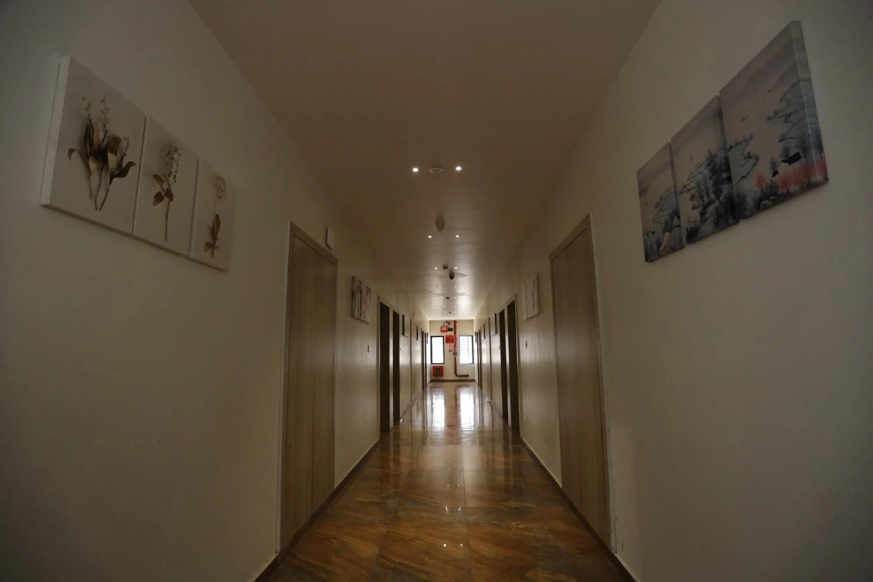 Lobby or reception in THE GRAND ASTORIA SOMANTH by Shivalaya Darshanam