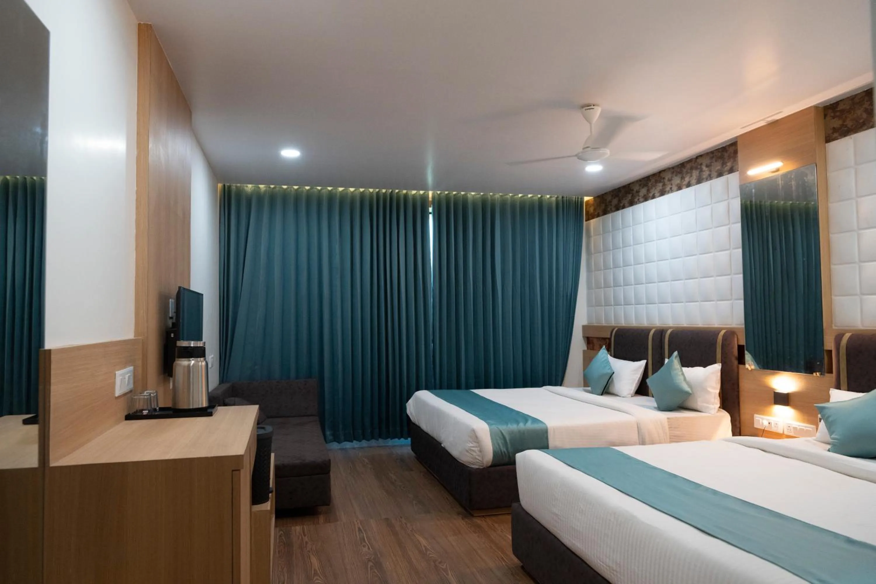 Bedroom, Bed in THE GRAND ASTORIA SOMANTH by Shivalaya Darshanam