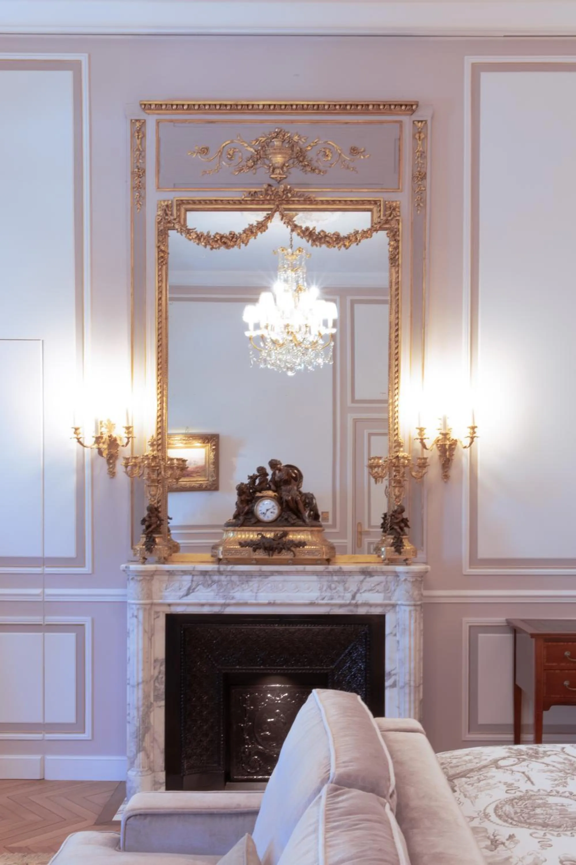 Bedroom in Domaine les Crayères