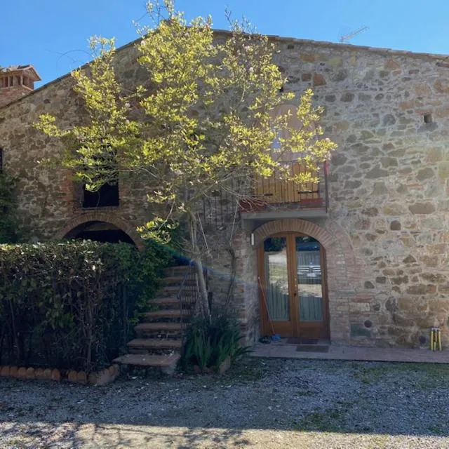 Property building in La Magnolia