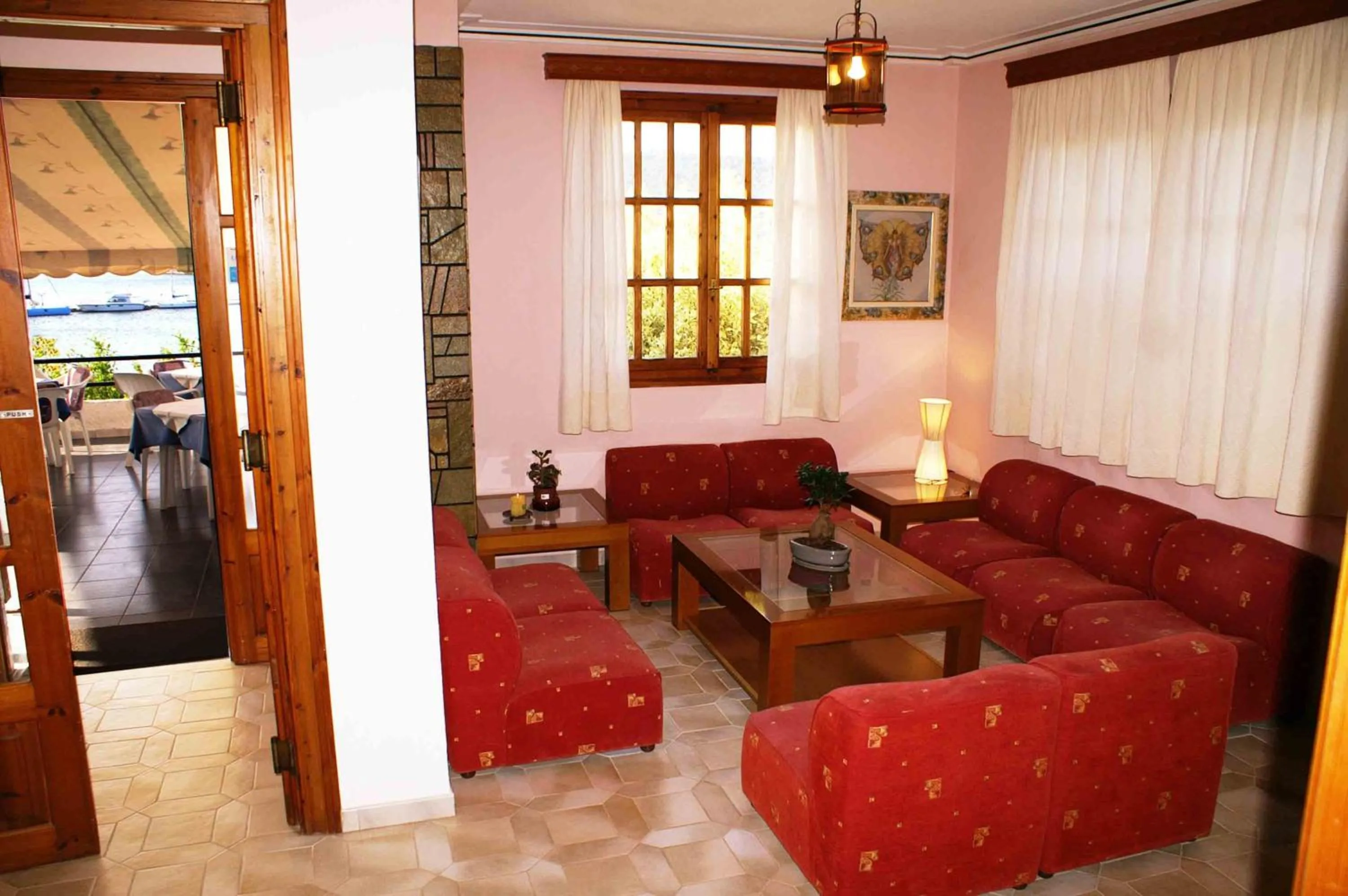 Living room in Drymna