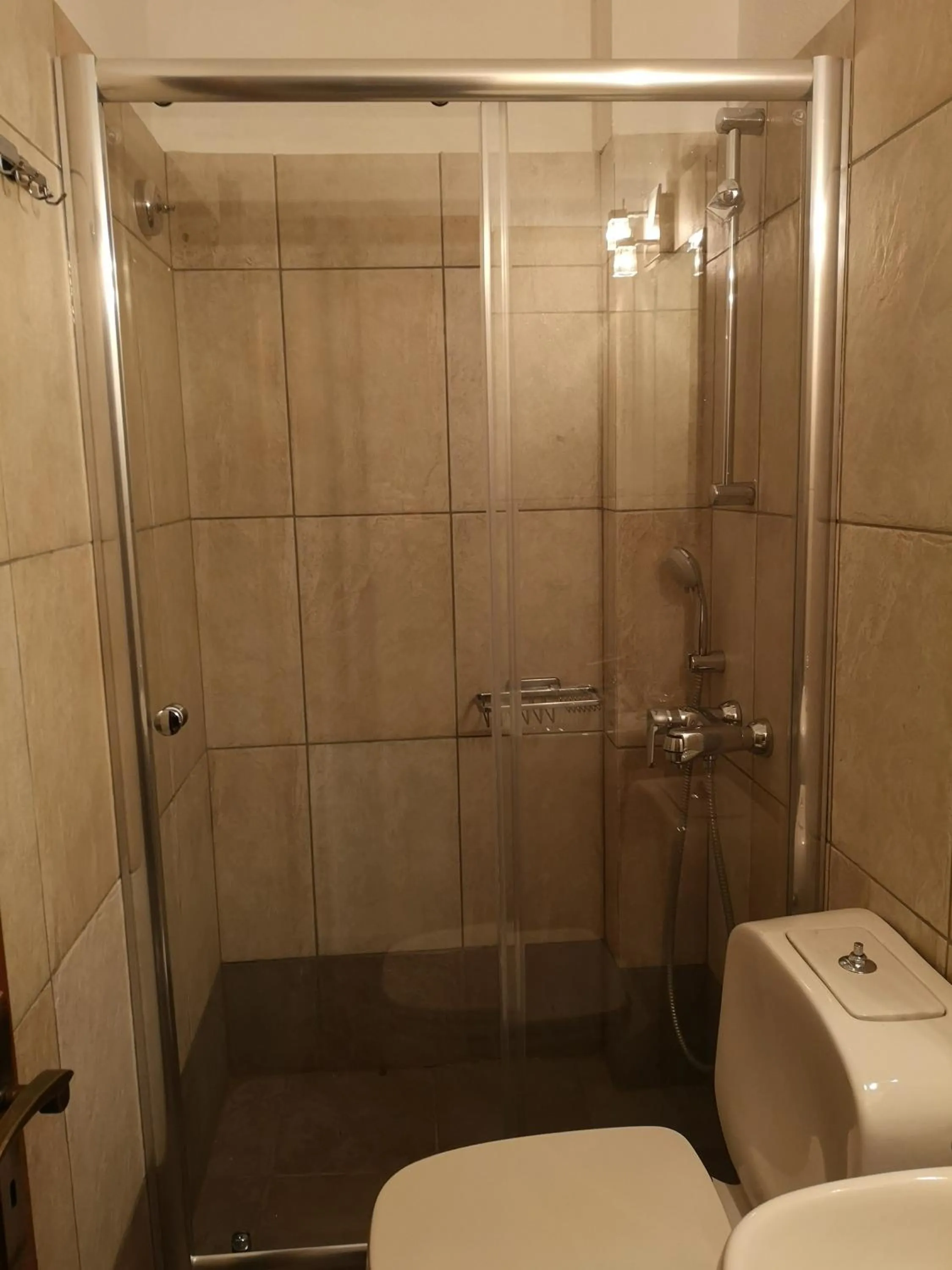 Bathroom in Drymna