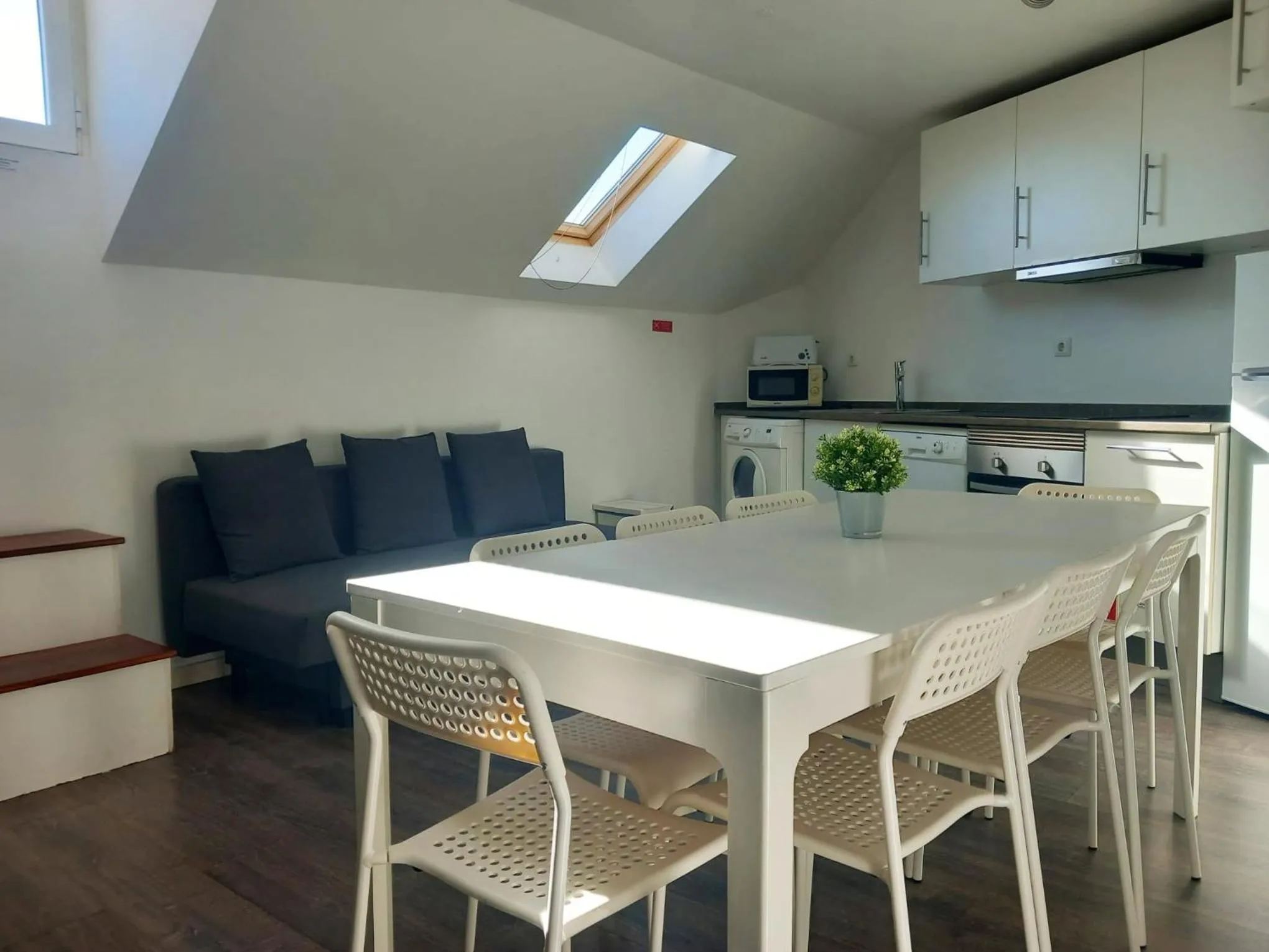 Kitchen or kitchenette in City Stays Cais do Sodre Apartments