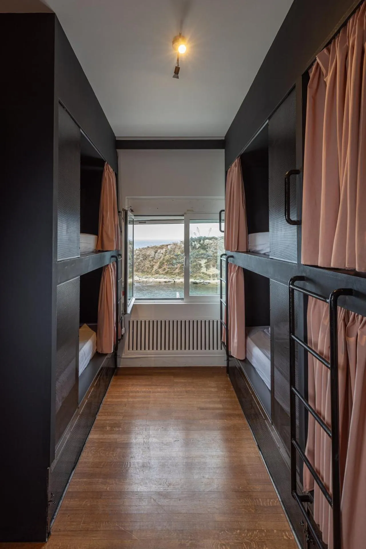 Bed in BEDWAVE Seaside Mansion