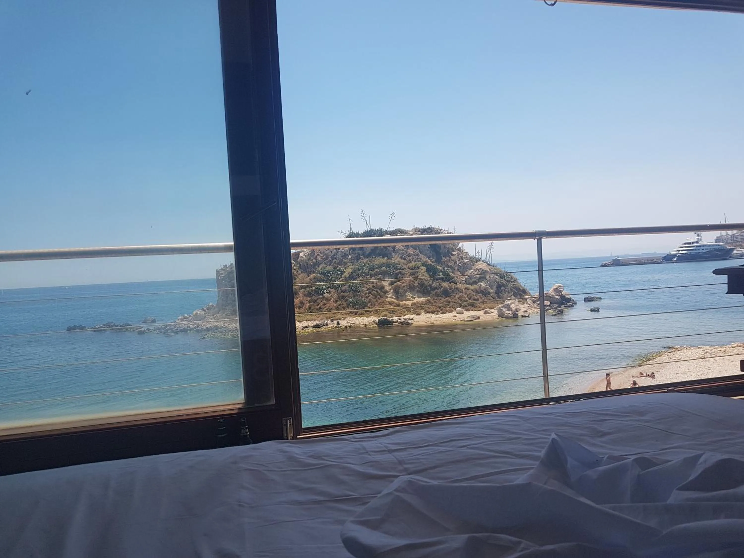 Bed in BEDWAVE Seaside Mansion