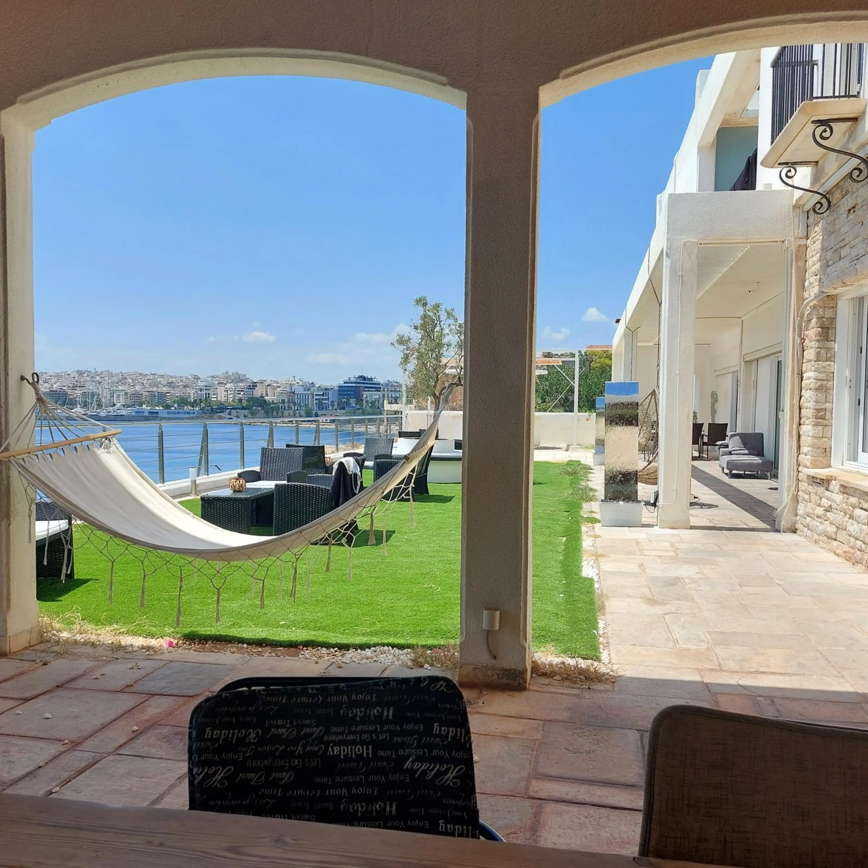 Property building in BEDWAVE Seaside Mansion
