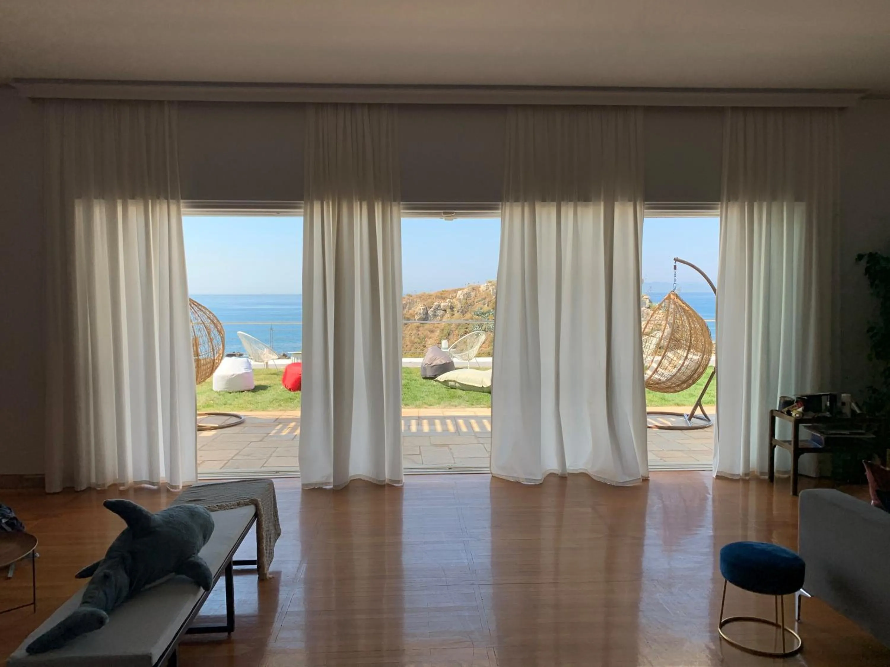 Natural landscape in BEDWAVE Seaside Mansion
