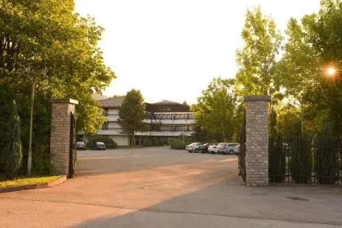 Hotel Ada Hotel Ada
