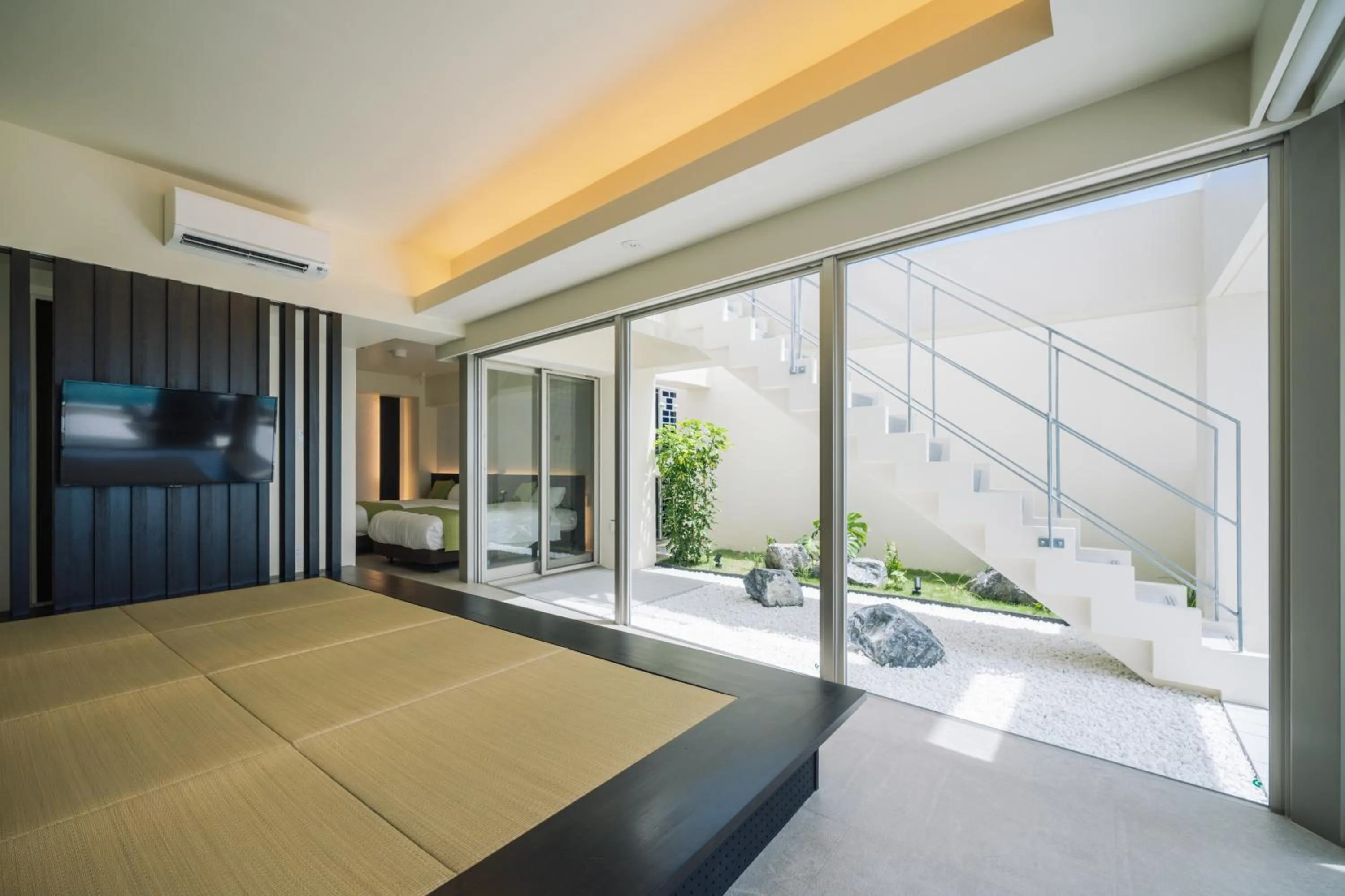 Photo of the whole room, Bed in KEN KEN VILLA YUUMODORO