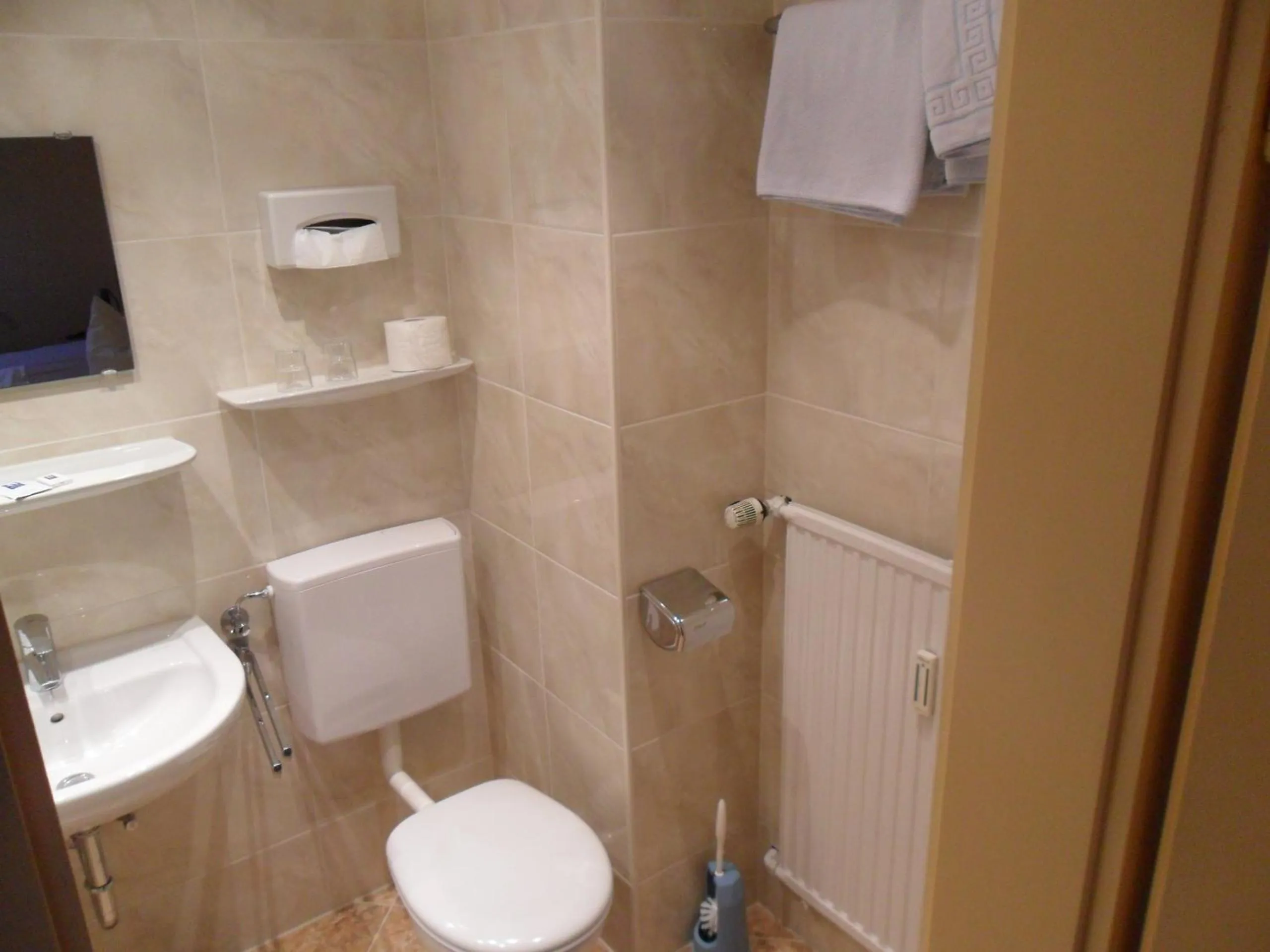 Bathroom in Hotel Europa Pforzheim