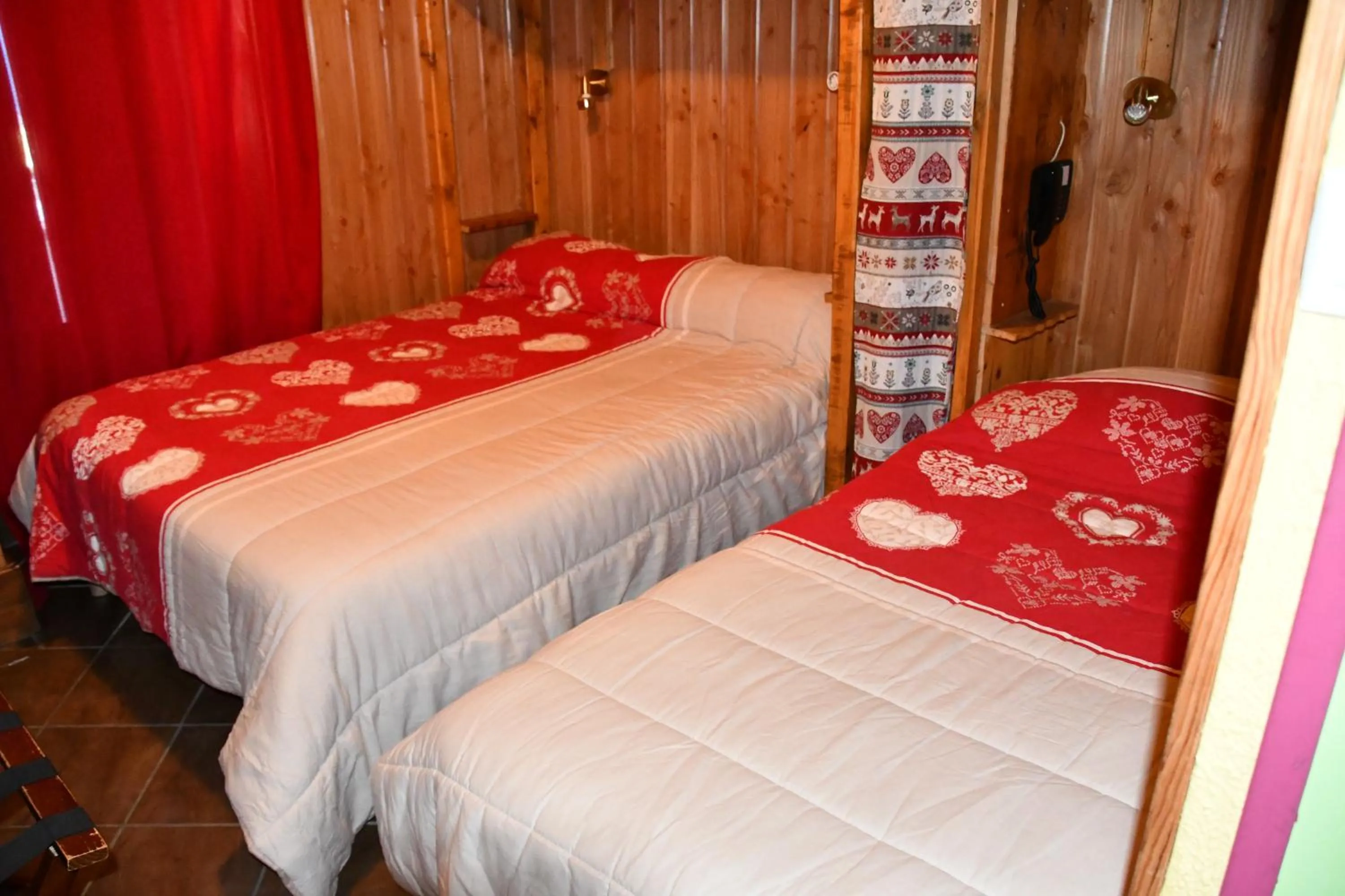 Decorative detail, Bed in Hotel Le Terminus