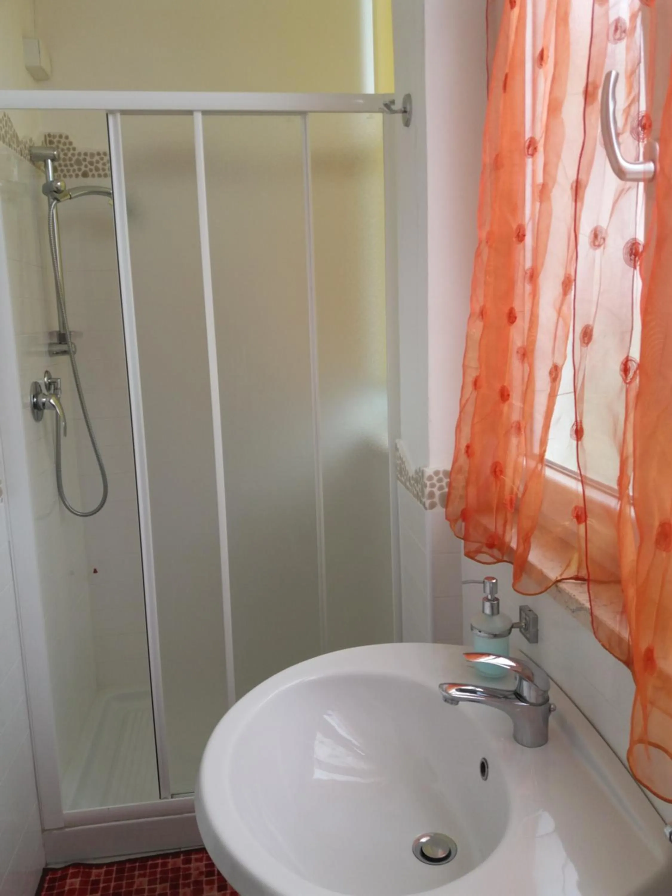 Bathroom in Marevista