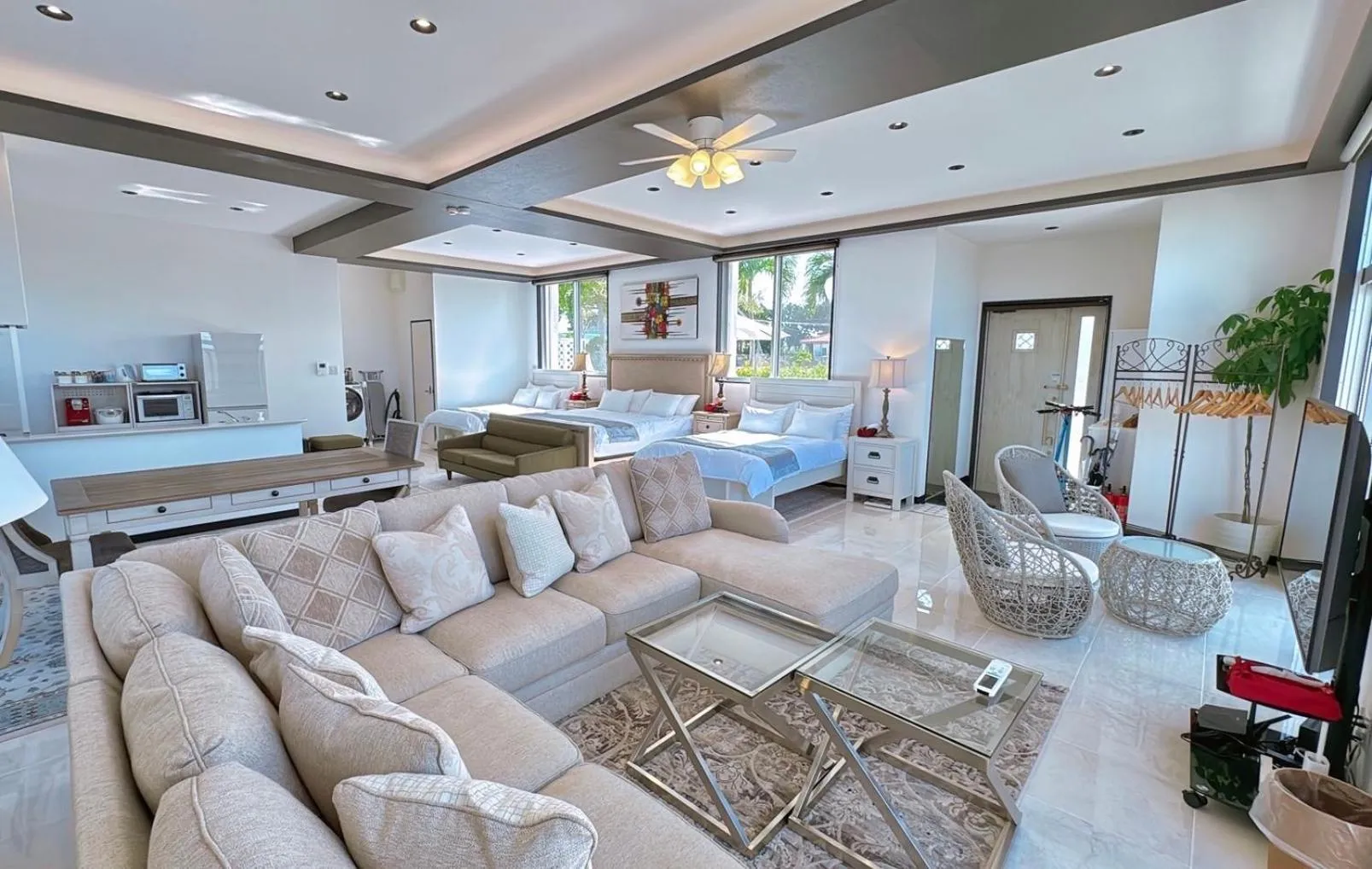 Bed in Palm Tree House Ishigaki - パームツリーハウス石垣