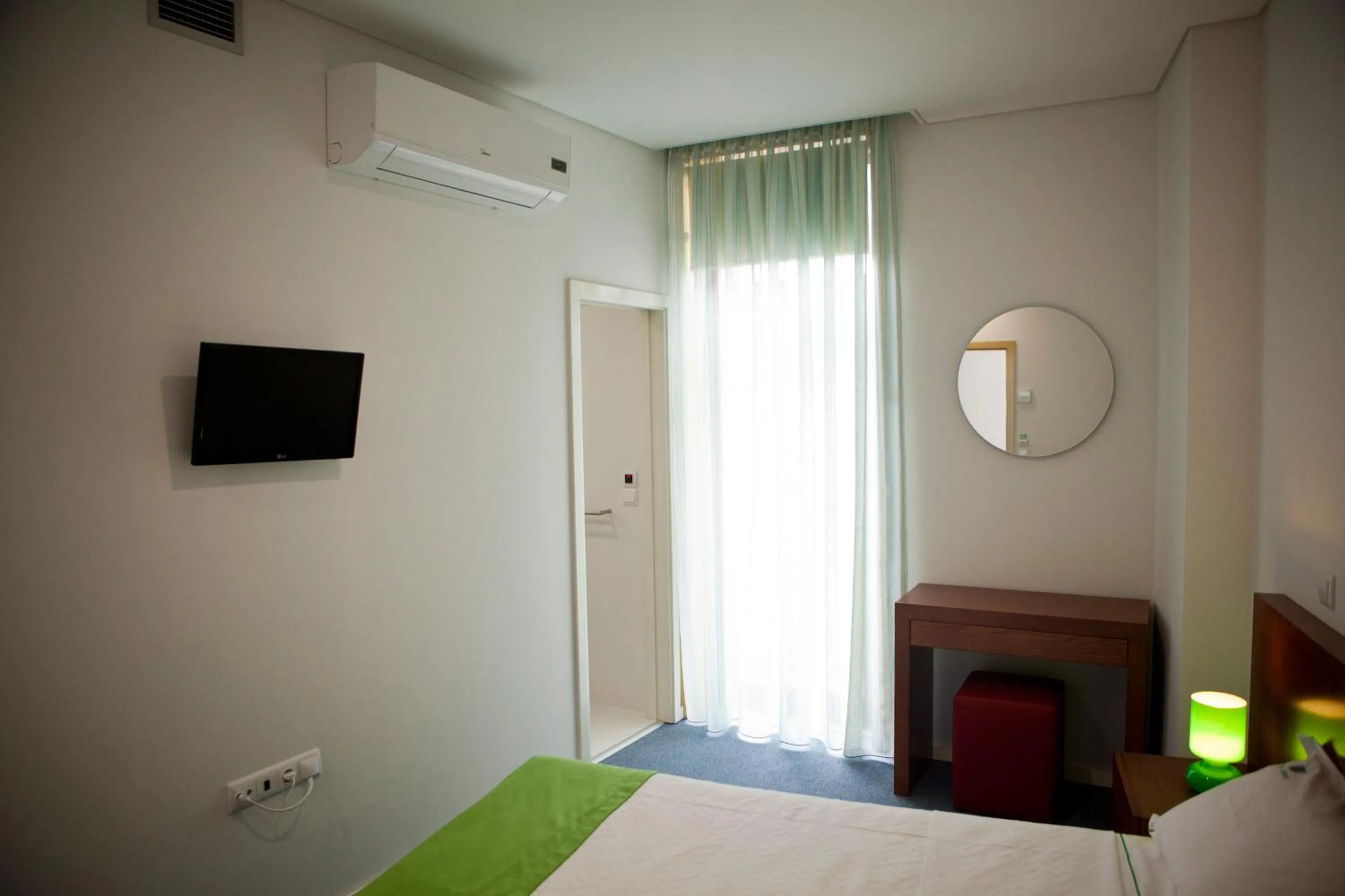 Photo of the whole room, Bed in Hotel Comércio