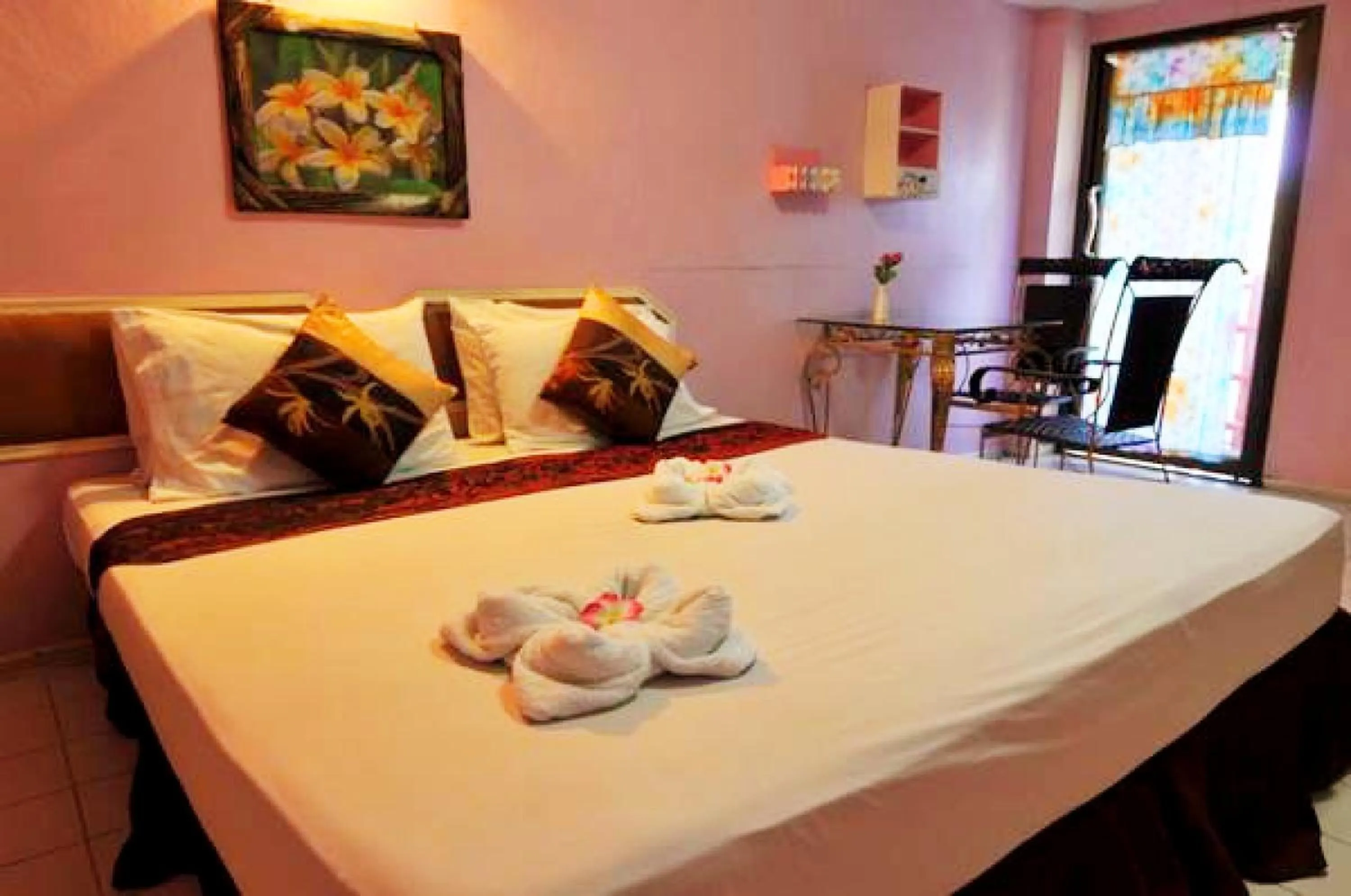 Bed in Hua Hin Euro City Hotel