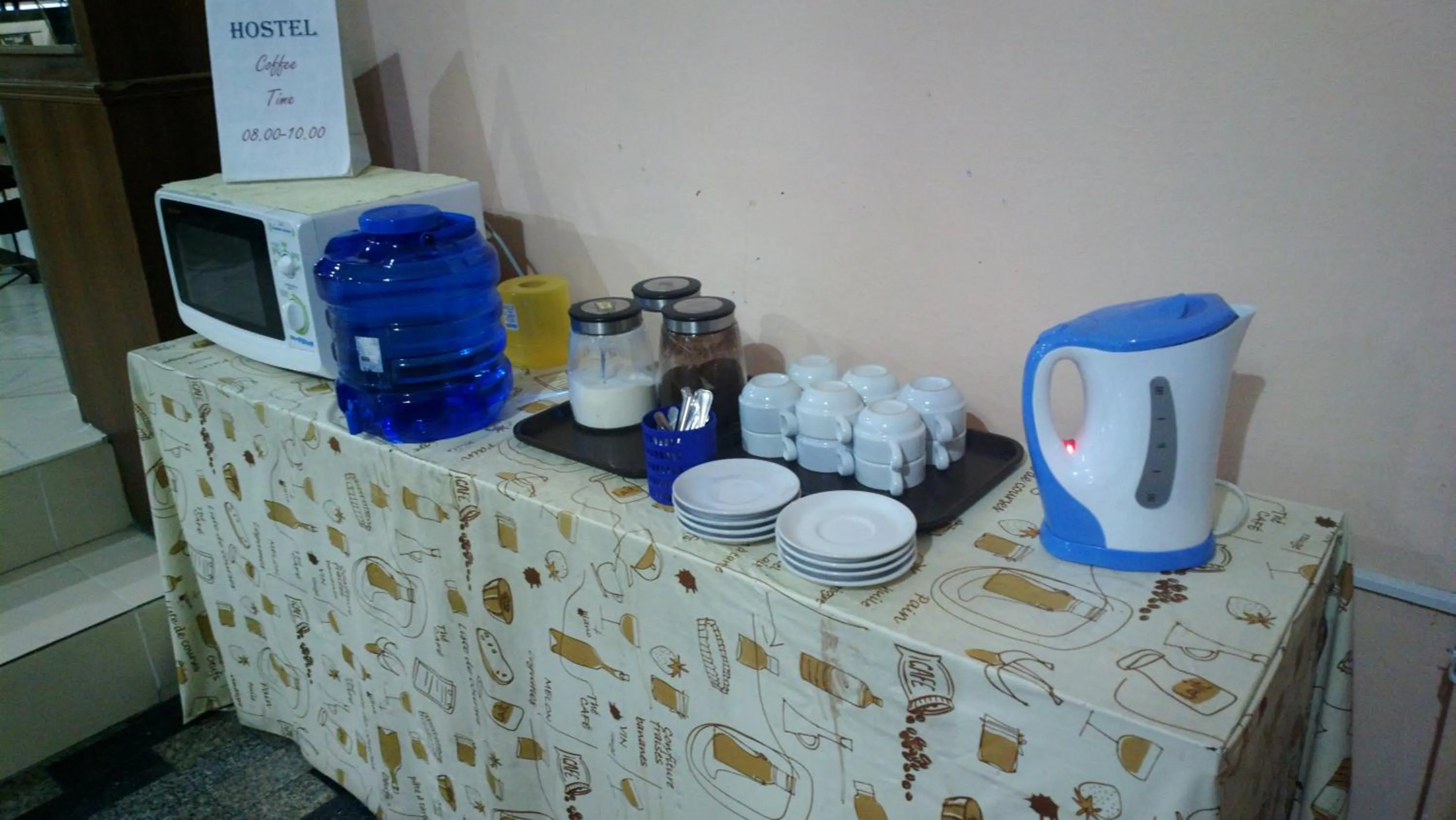 Communal lounge/ TV room in Hua Hin Euro City Hotel