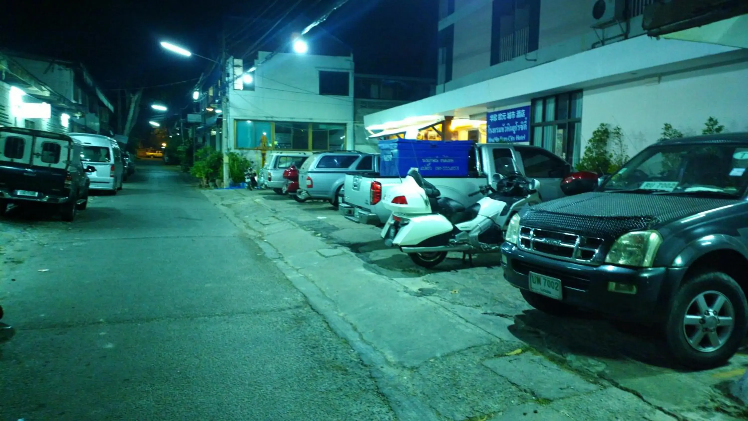 Property building in Hua Hin Euro City Hotel Property building in Hua Hin Euro City Hotel