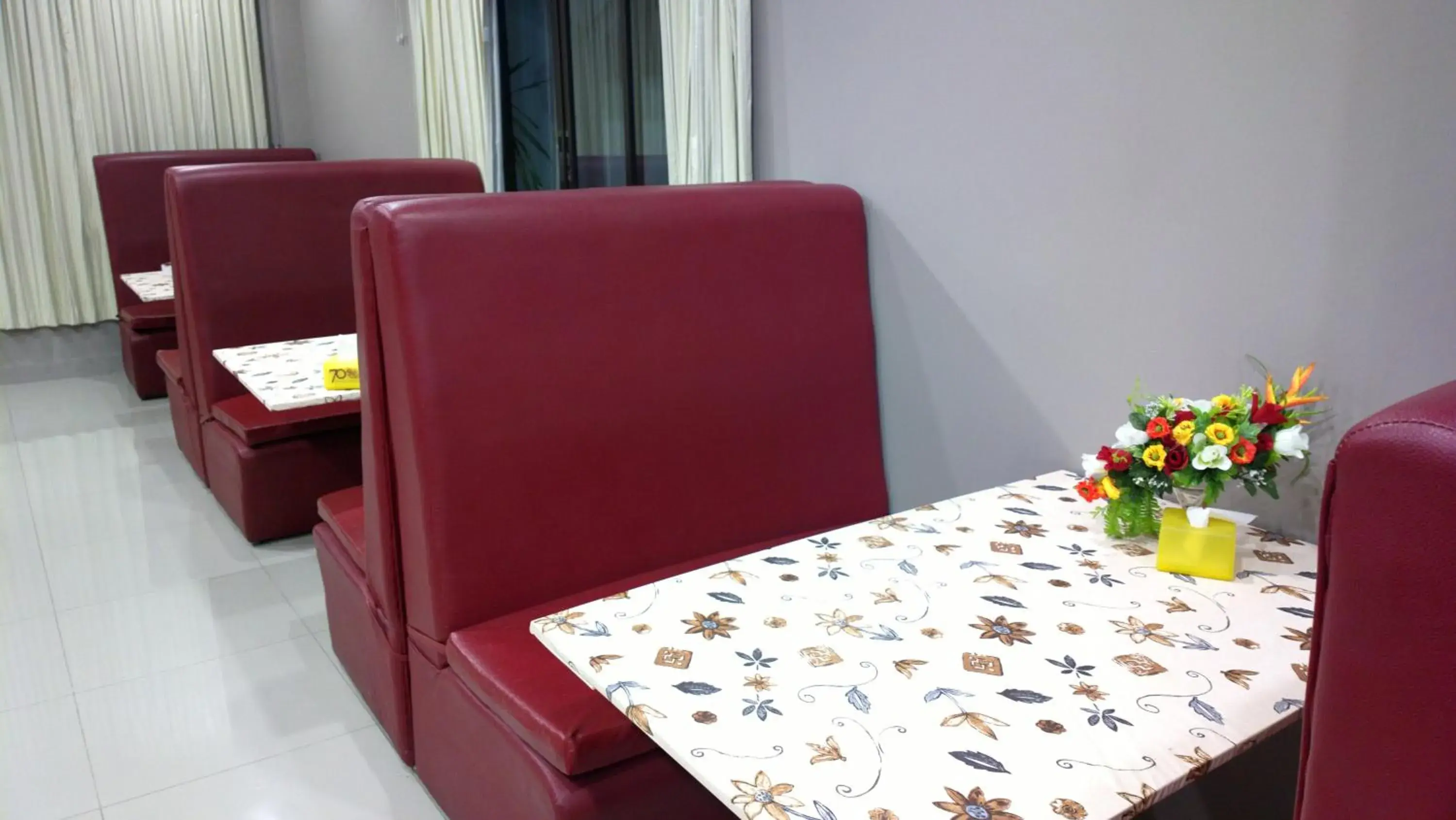 Restaurant/places to eat in Hua Hin Euro City Hotel Restaurant/places to eat in Hua Hin Euro City Hotel