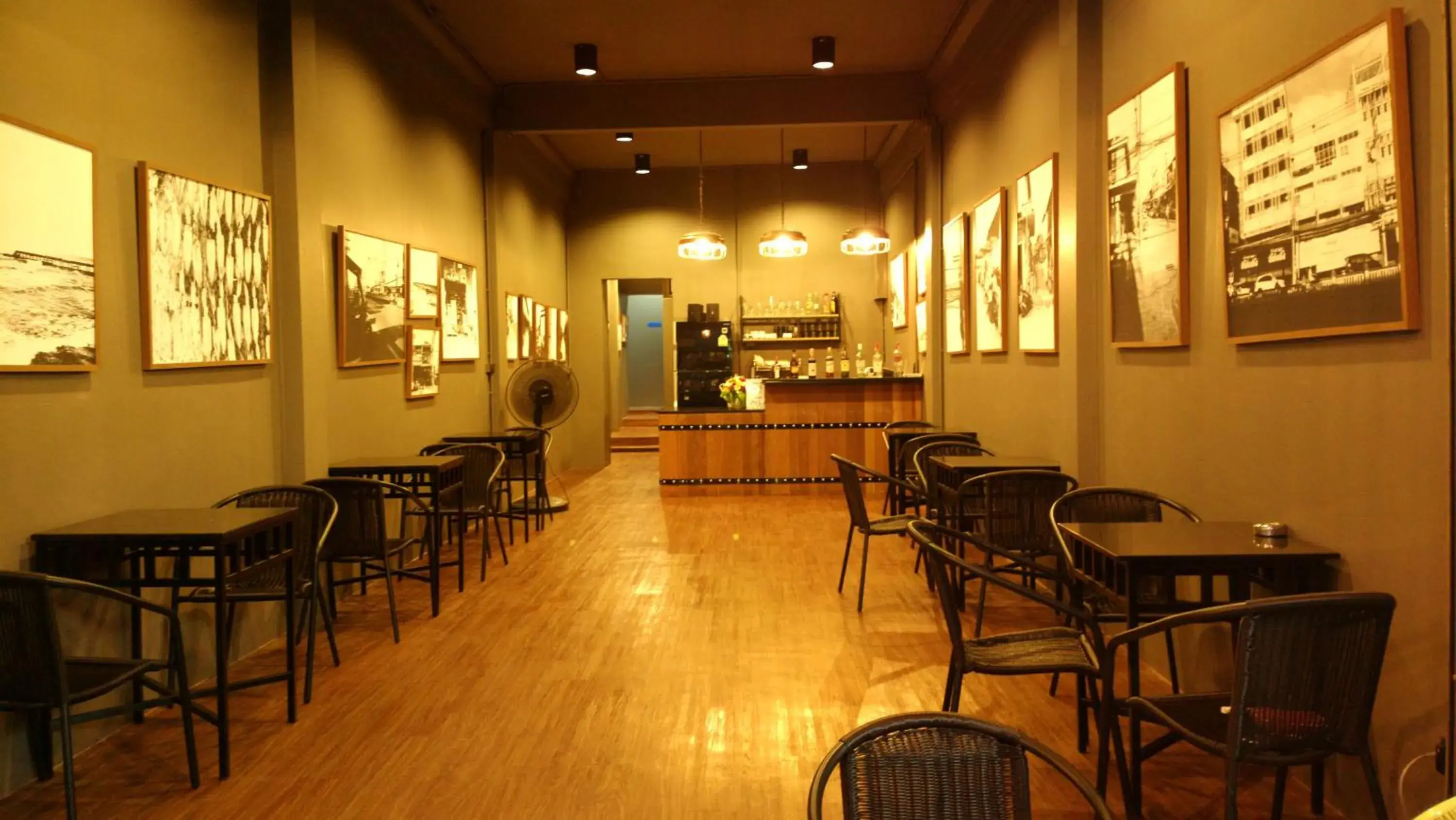 Restaurant/places to eat in Hua Hin Euro City Hotel Restaurant/places to eat in Hua Hin Euro City Hotel