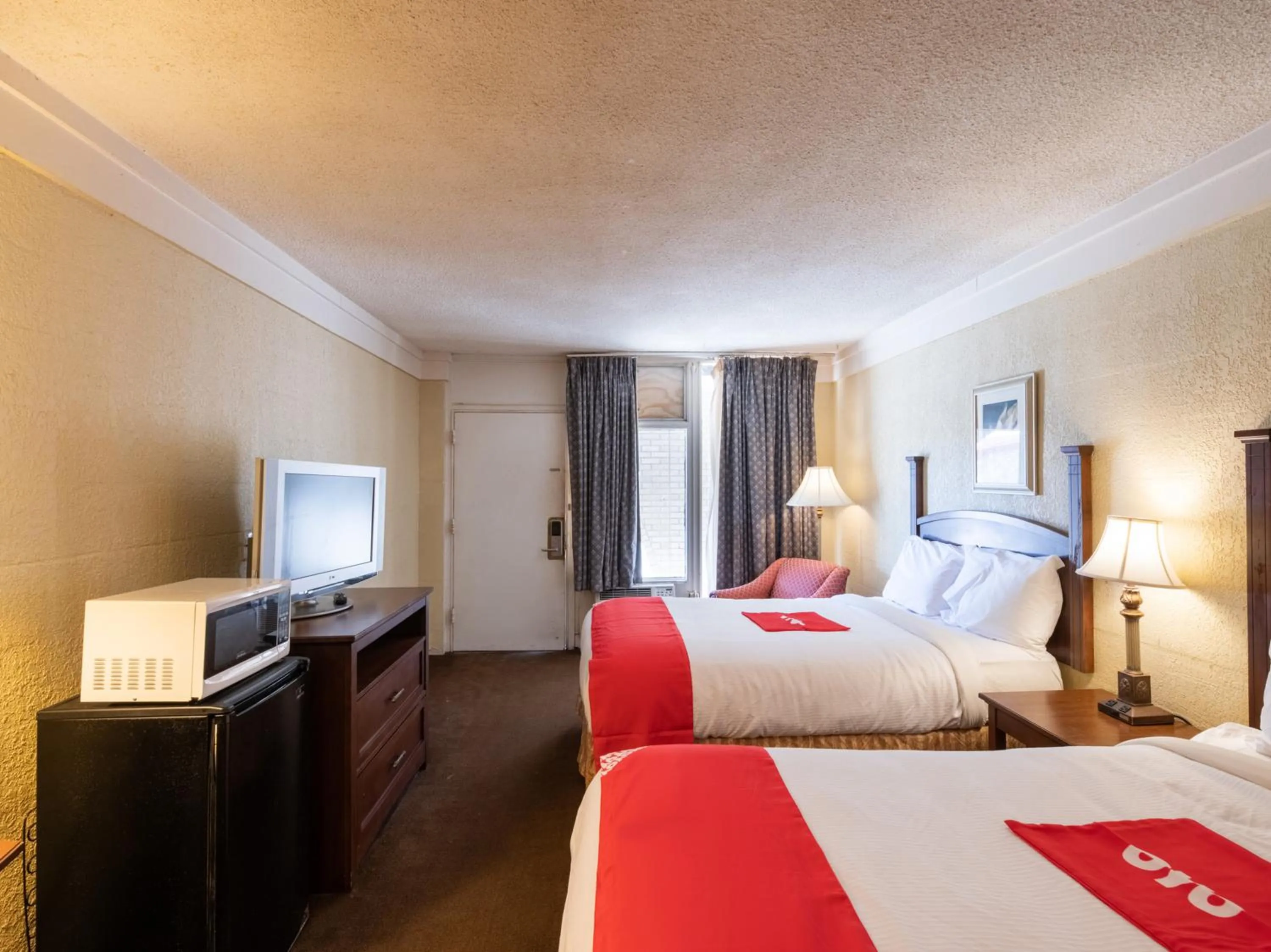 TV and multimedia, TV/Entertainment Center in Hotel O Bay City, TX-35