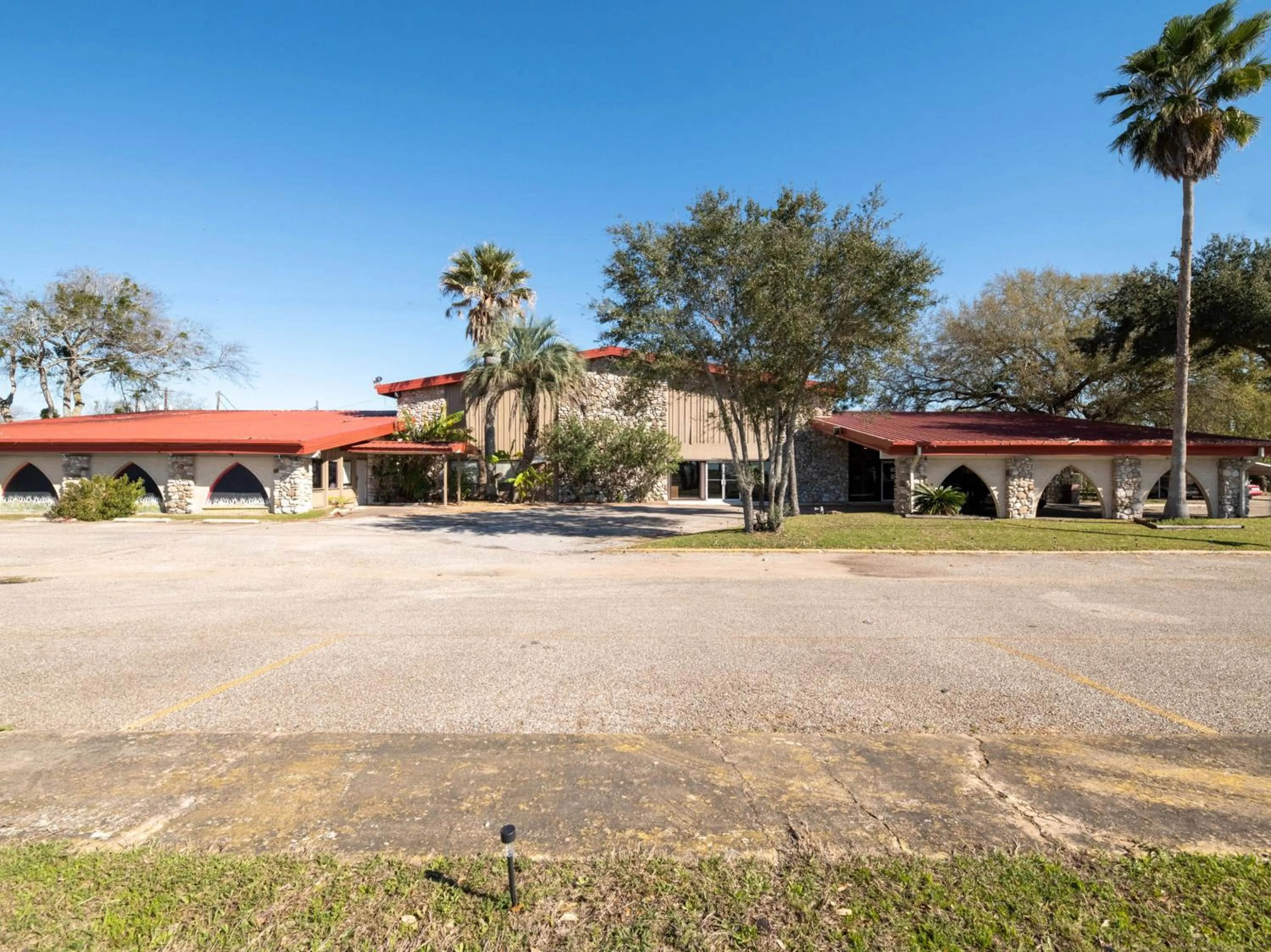 Property Building in Hotel O Bay City, TX-35