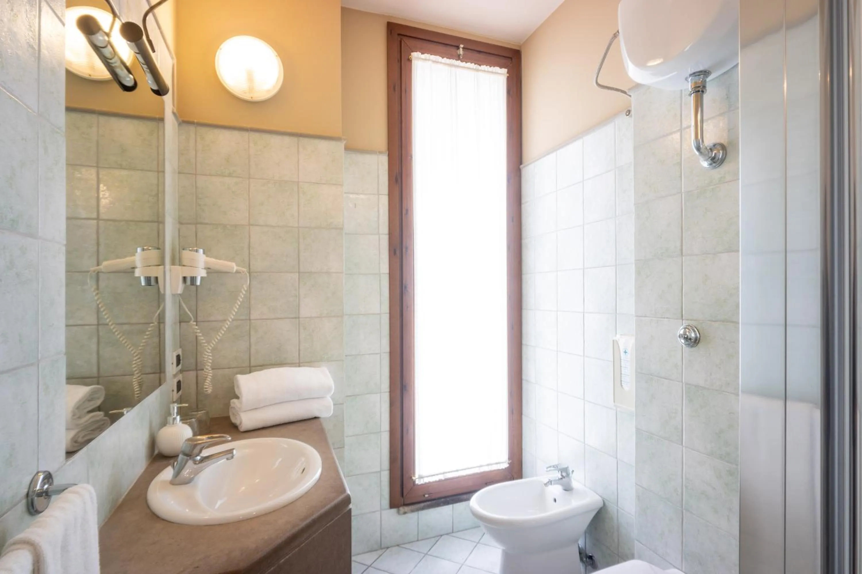 Bathroom in Hotel Le Colline