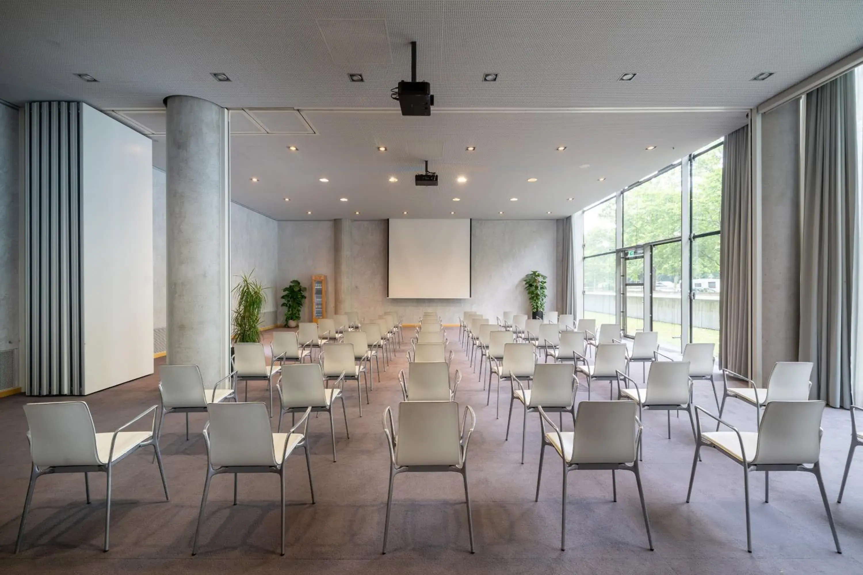 Living room in INNSiDE by Meliá München Parkstadt Schwabing Living room in INNSiDE by Meliá München Parkstadt Schwabing